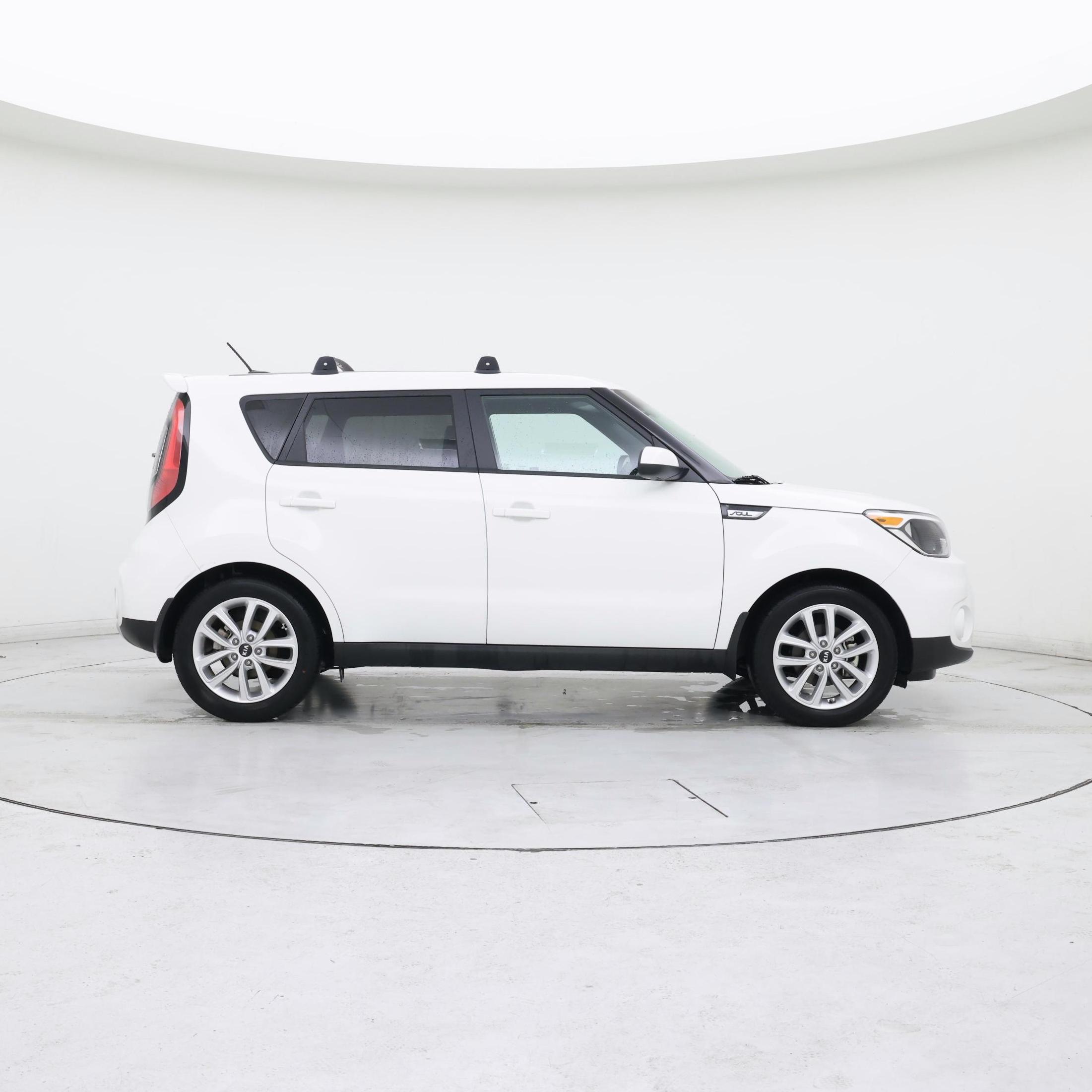 Thumbnail: 2017 Kia Soul - 7