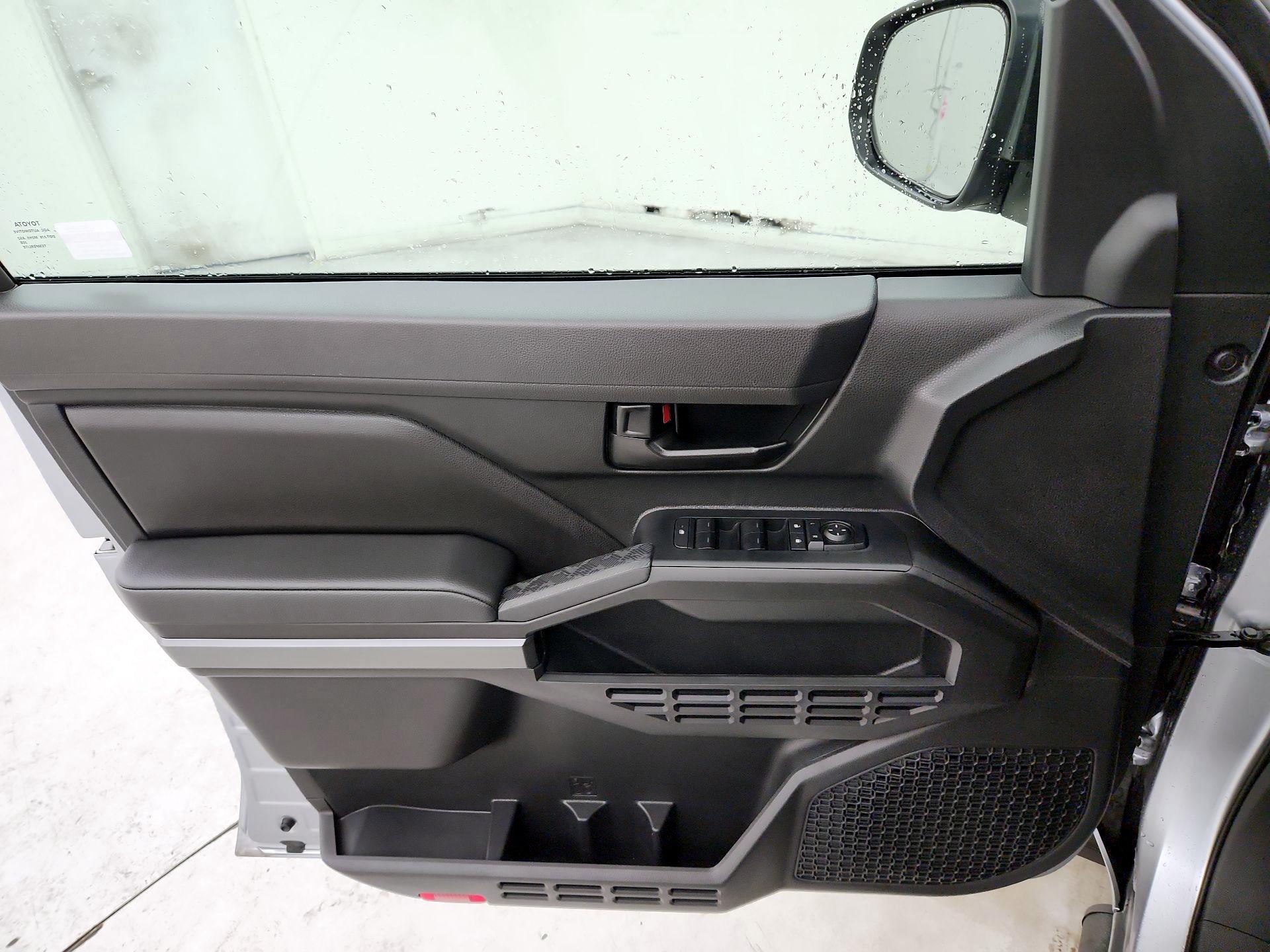 Thumbnail: 2025 Toyota Tacoma - 12