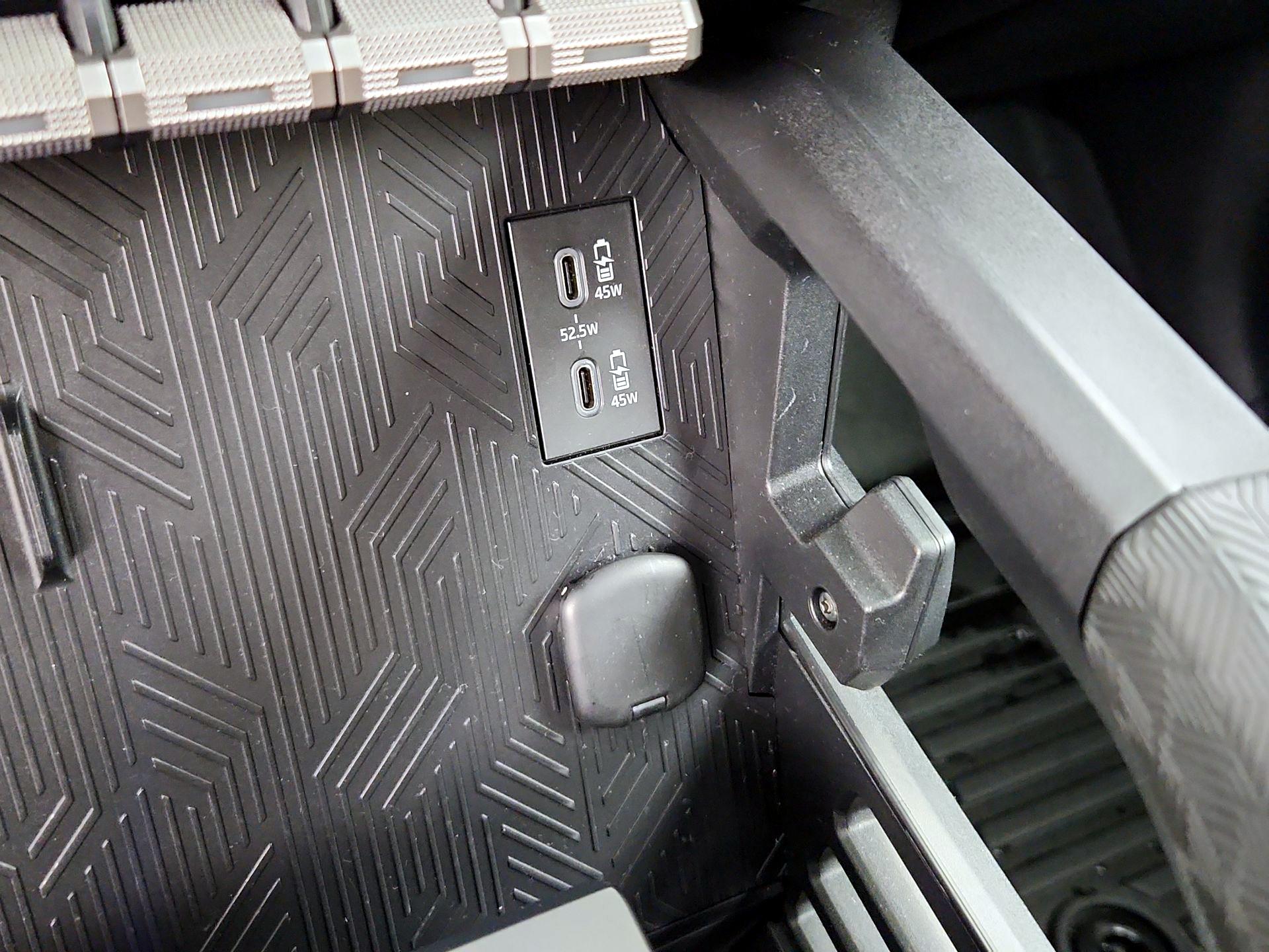 Thumbnail: 2025 Toyota Tacoma - 18