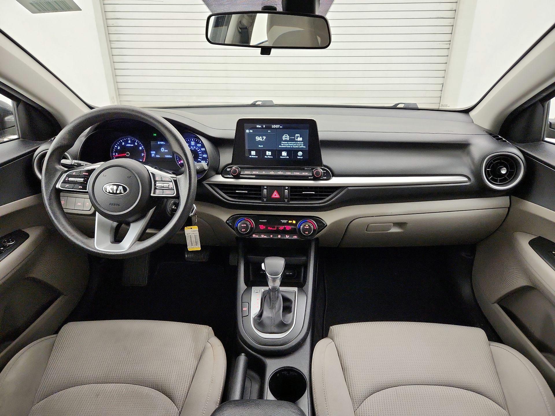 Thumbnail: 2019 Kia Forte - 9