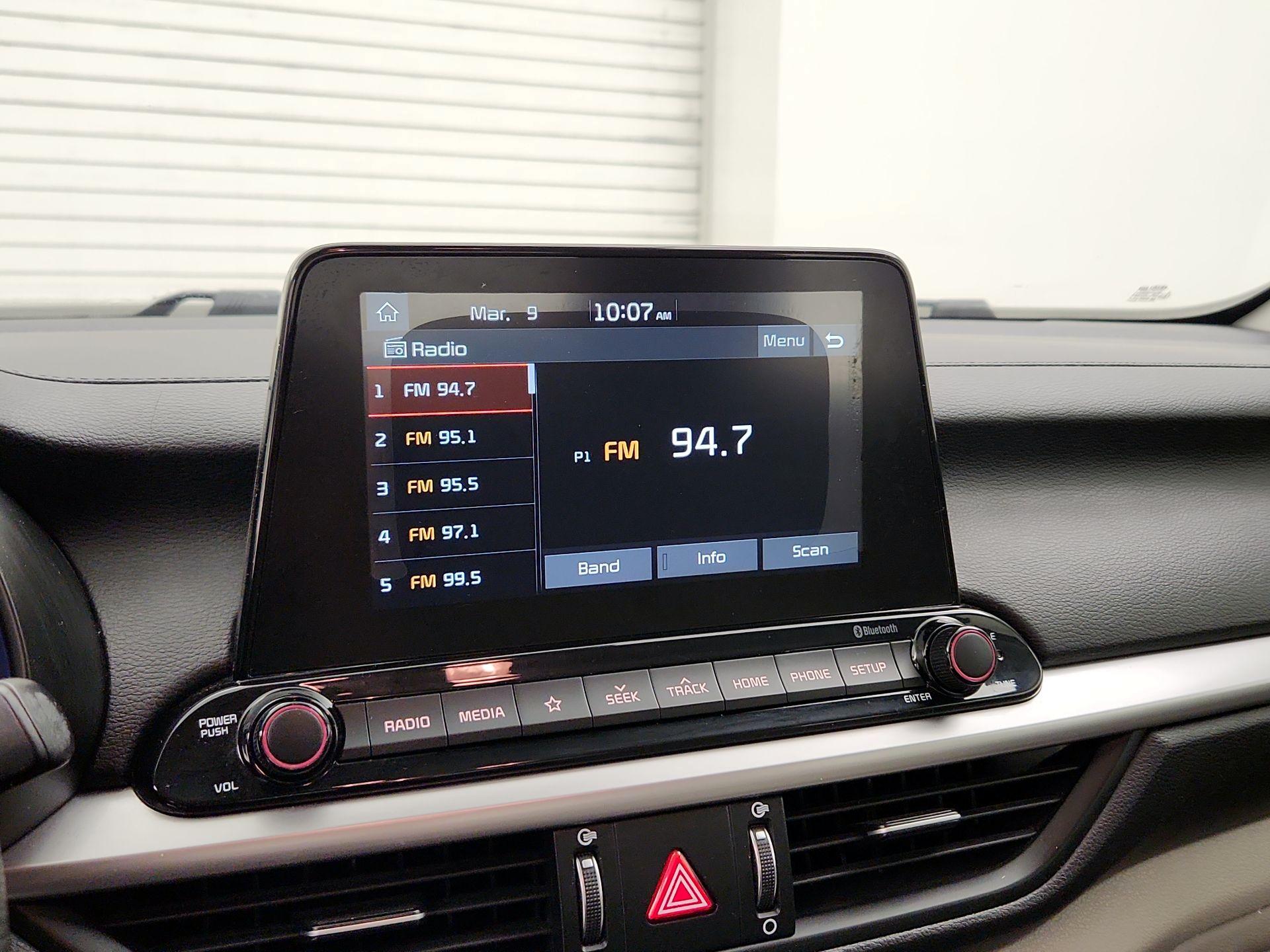 Thumbnail: 2019 Kia Forte - 15