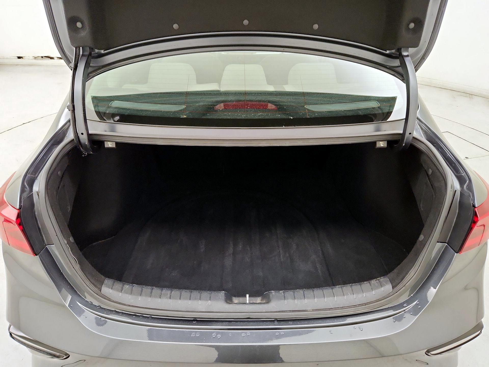 Thumbnail: 2019 Kia Forte - 20