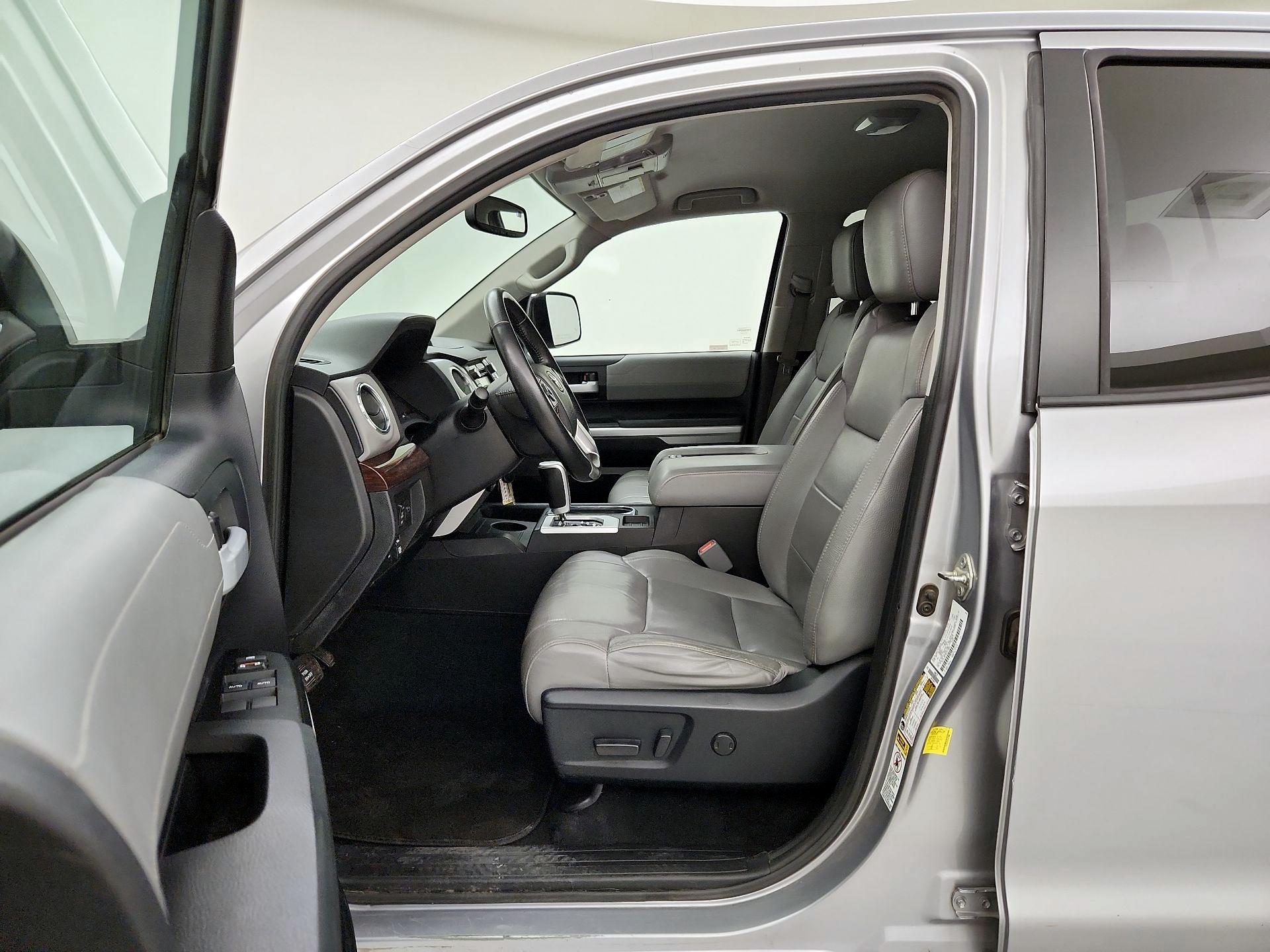 Thumbnail: 2016 Toyota Tundra - 11