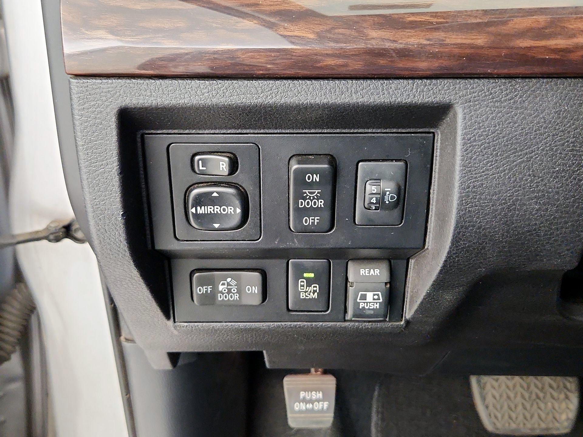 Thumbnail: 2016 Toyota Tundra - 13