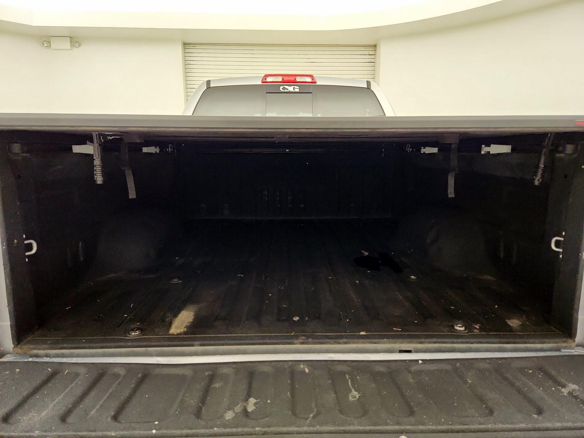 Thumbnail: 2016 Toyota Tundra - 20