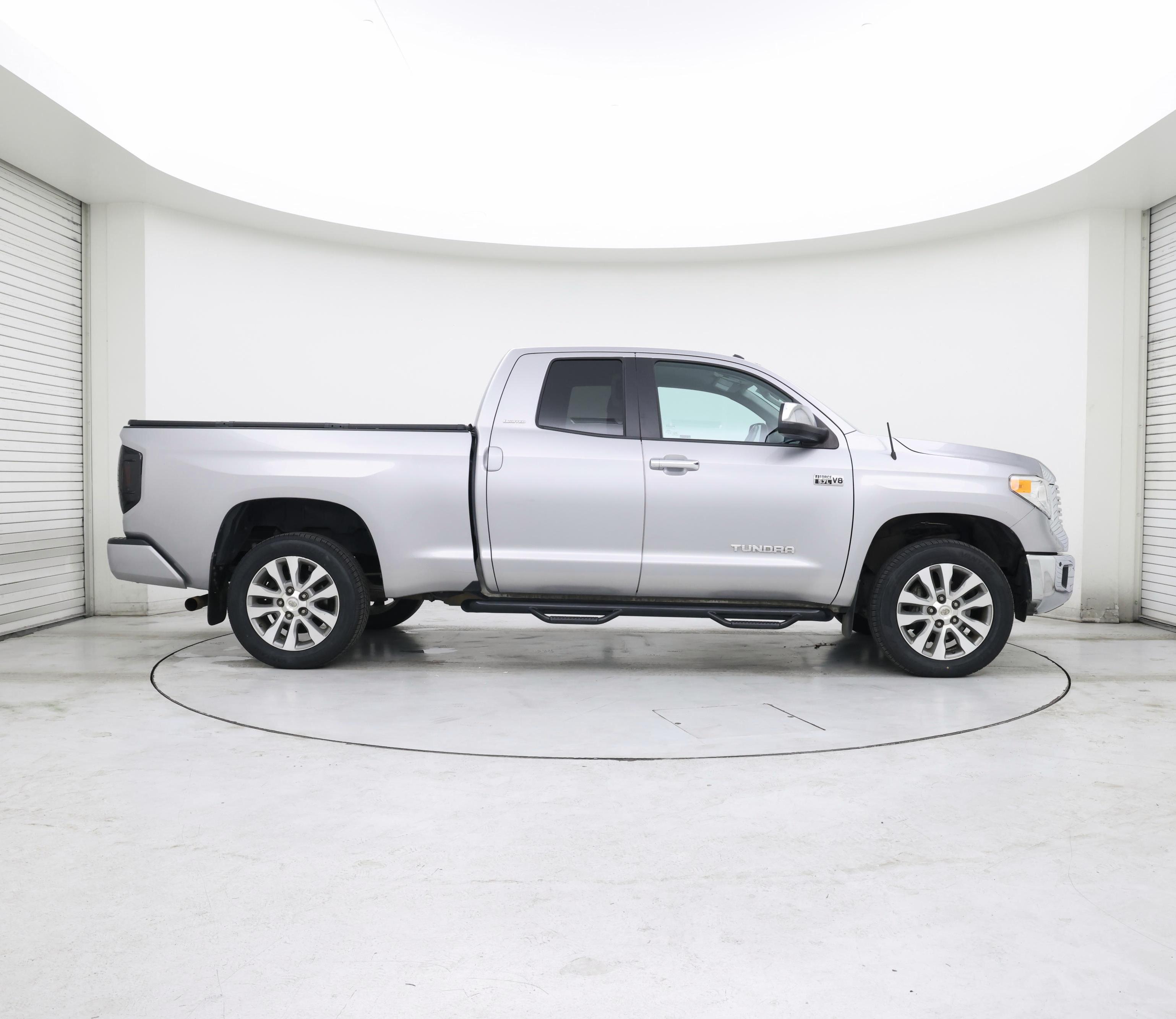 Thumbnail: 2016 Toyota Tundra - 7