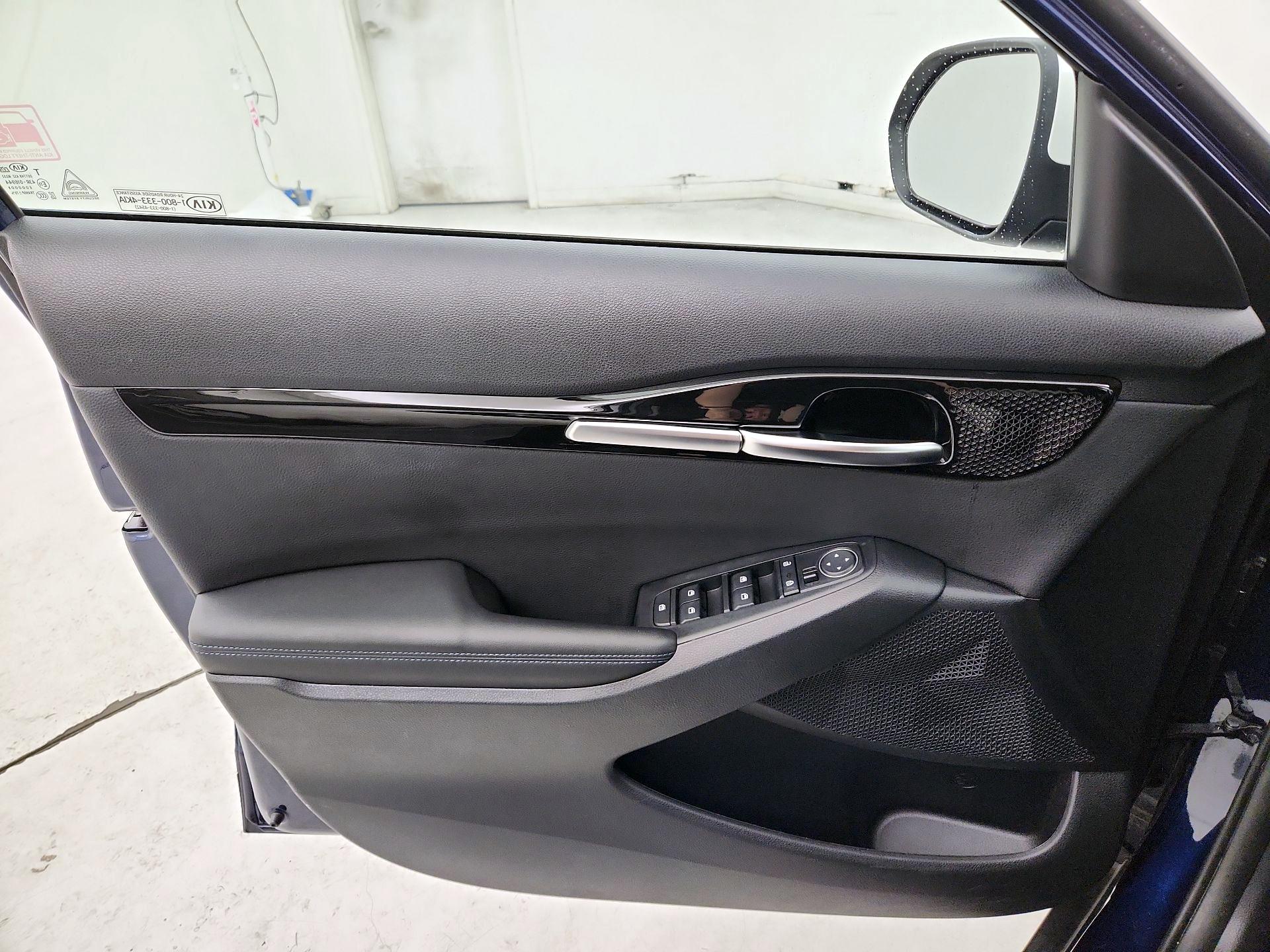 Thumbnail: 2021 Kia Seltos - 12