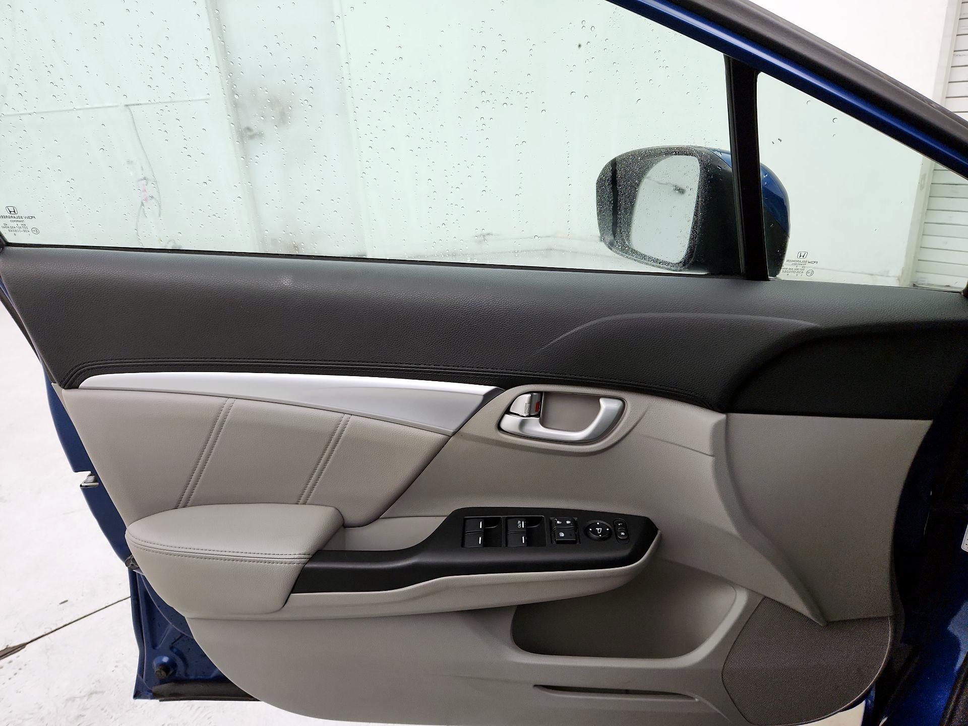 Thumbnail: 2015 Honda Civic - 12