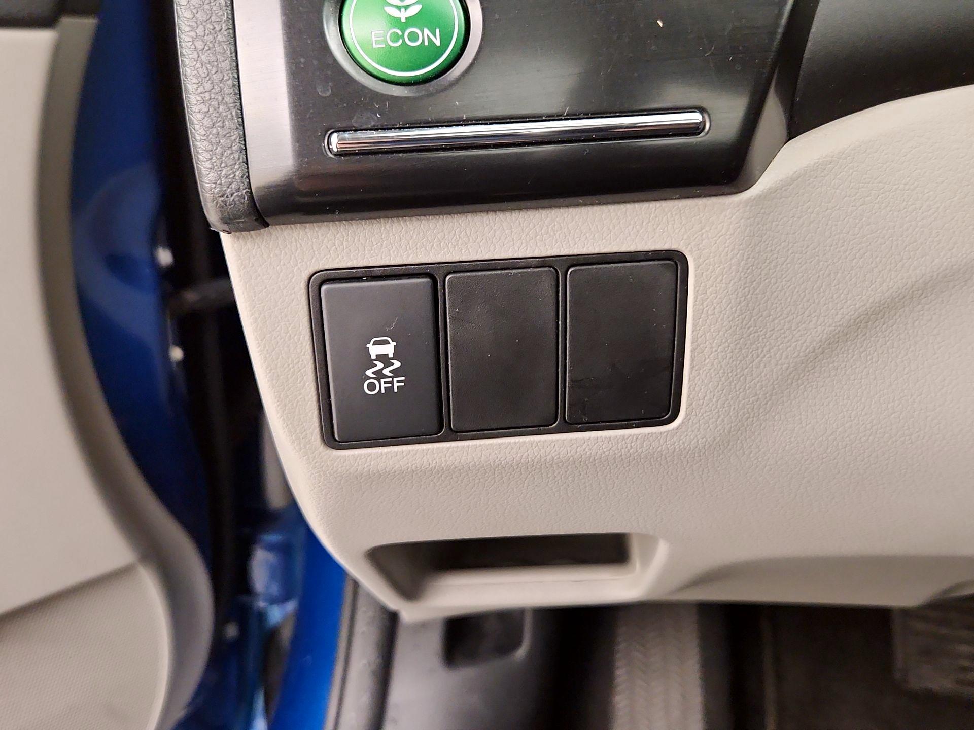 Thumbnail: 2015 Honda Civic - 13