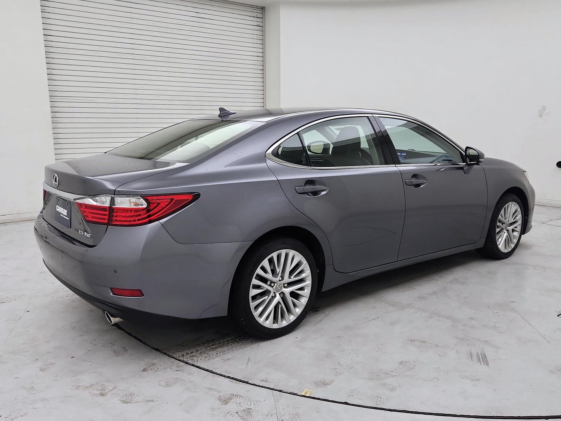 Thumbnail: 2014 Lexus ES - 5