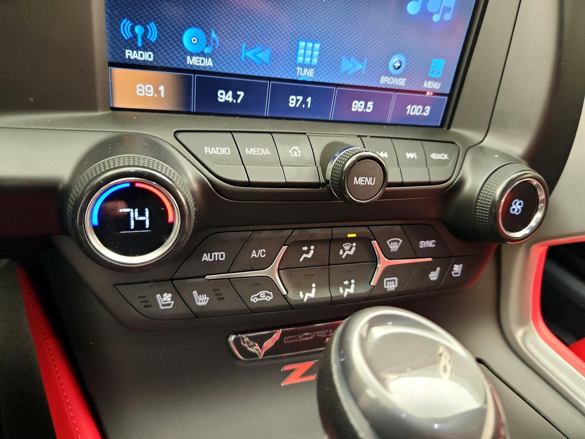 Thumbnail: 2016 Chevrolet Corvette - 17