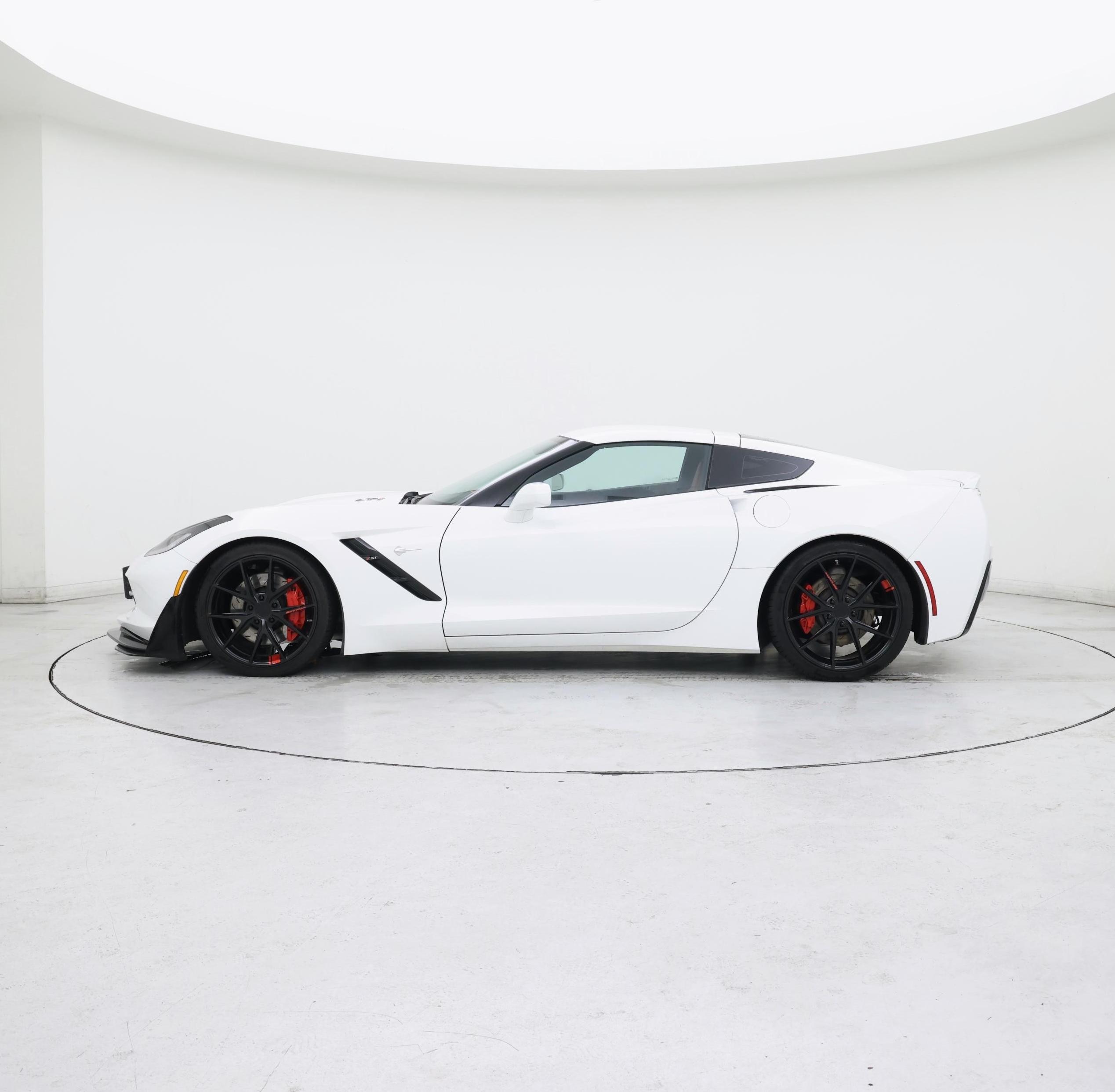 Thumbnail: 2016 Chevrolet Corvette - 3