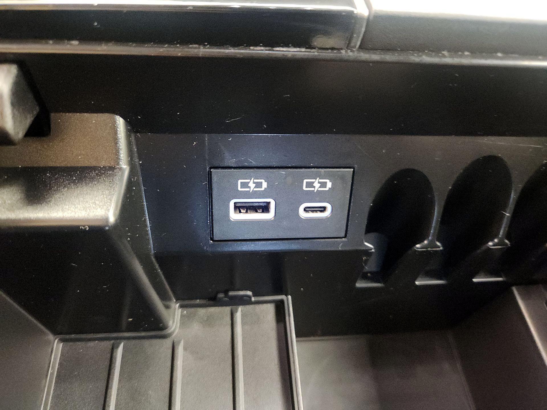 Thumbnail: 2026 Toyota Tundra - 18