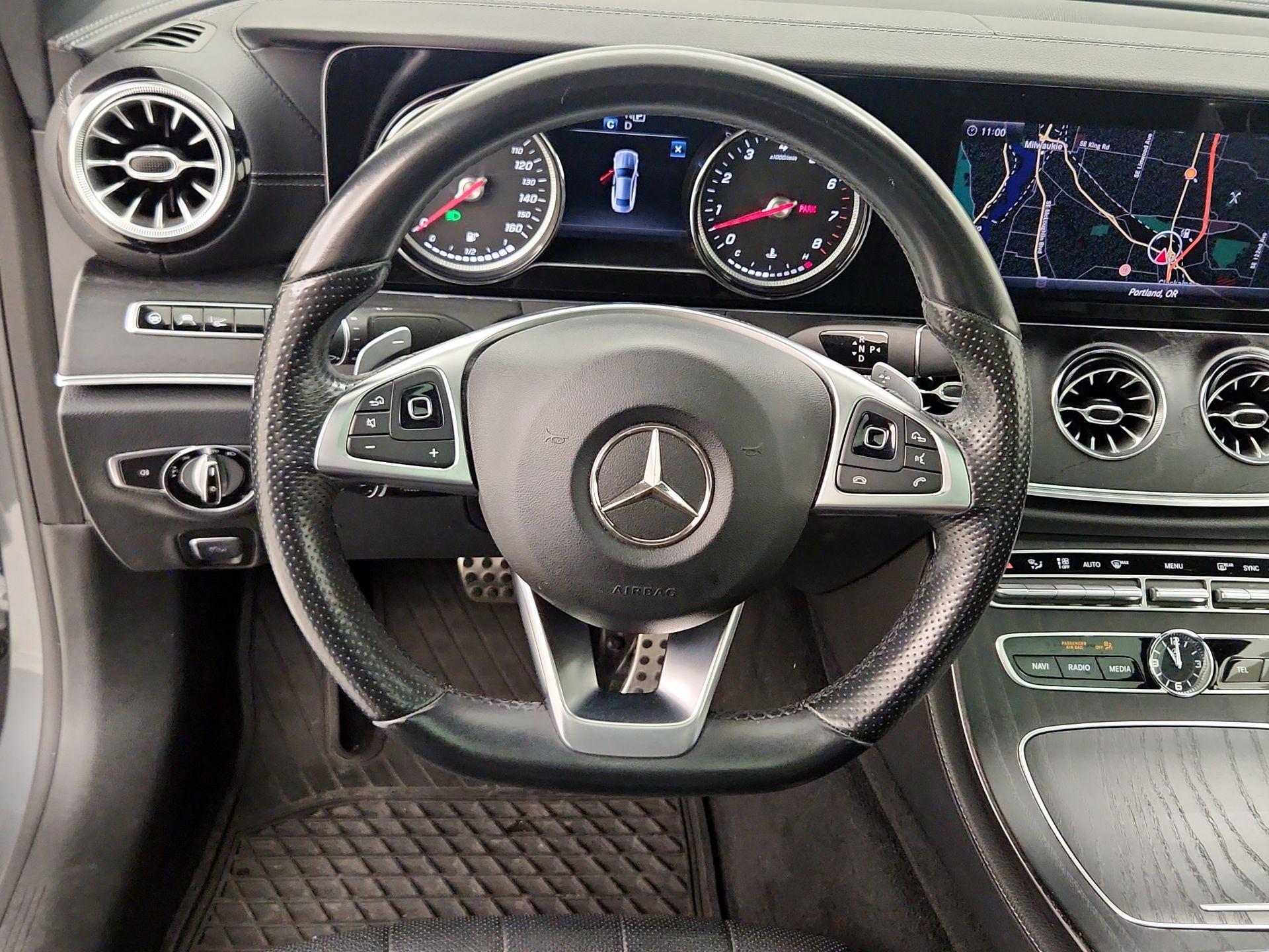 Thumbnail: 2018 Mercedes-Benz E-Class - 10