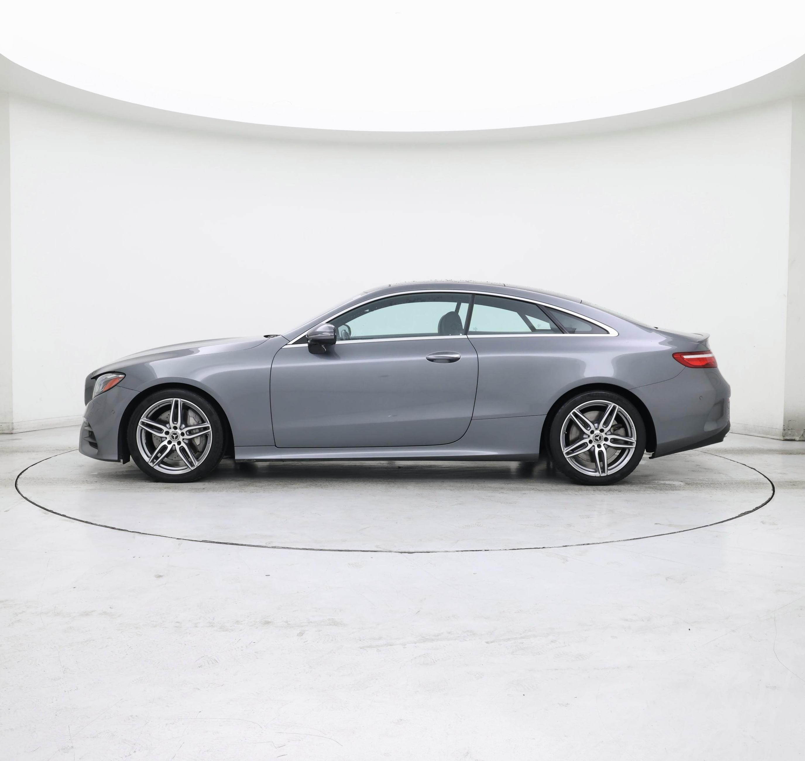Thumbnail: 2018 Mercedes-Benz E-Class - 3
