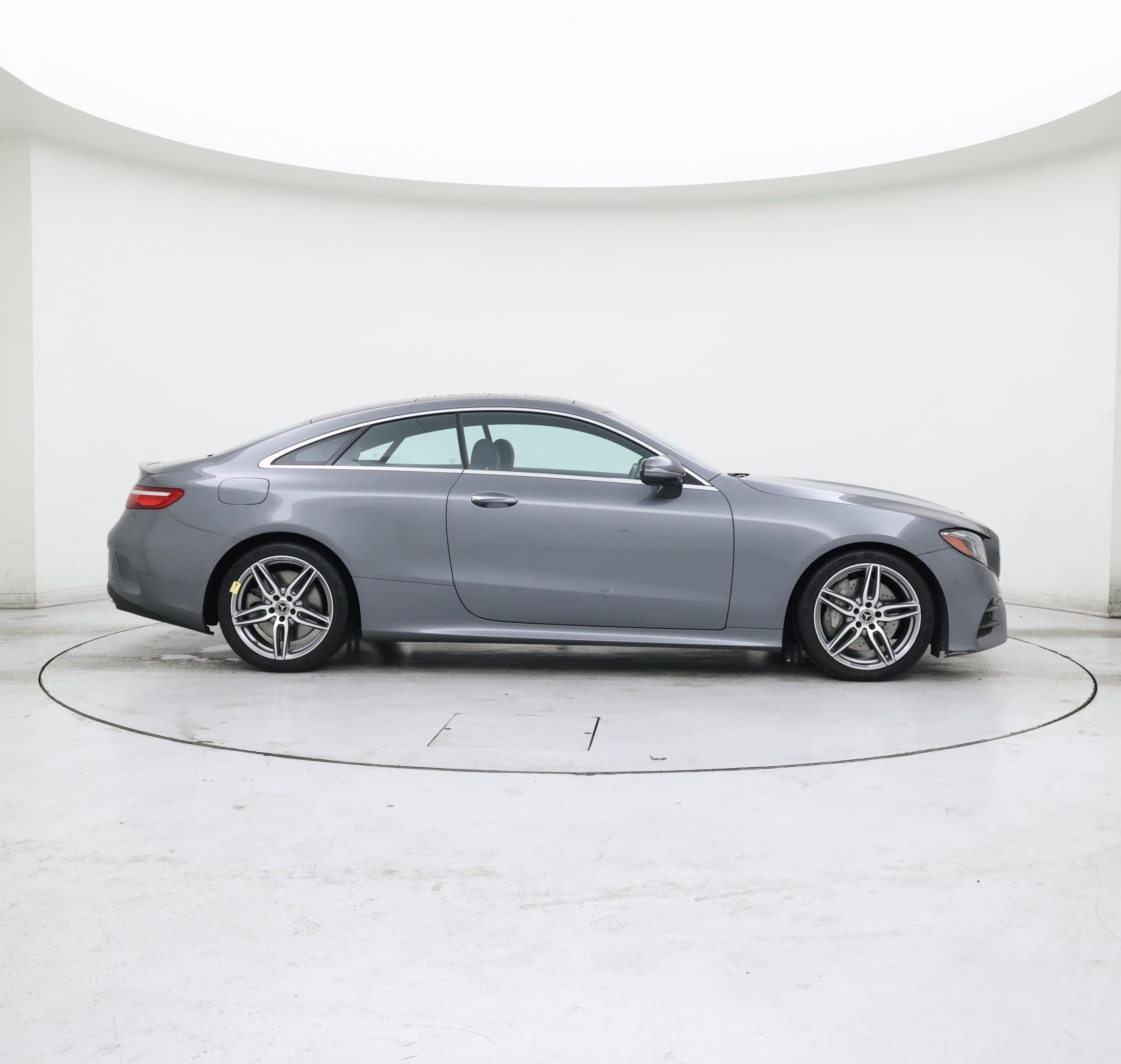 Thumbnail: 2018 Mercedes-Benz E-Class - 7