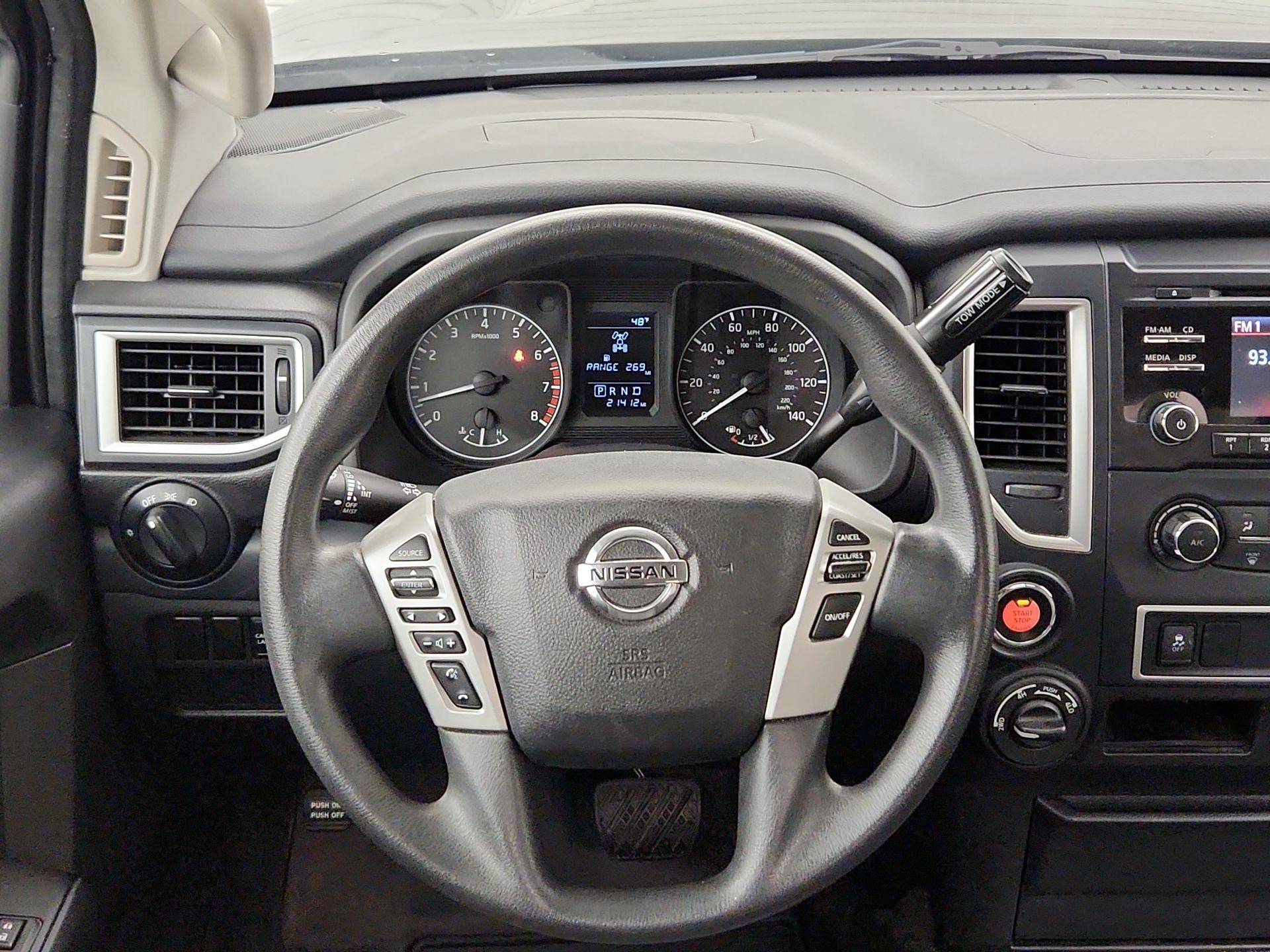 Thumbnail: 2017 Nissan Titan - 10