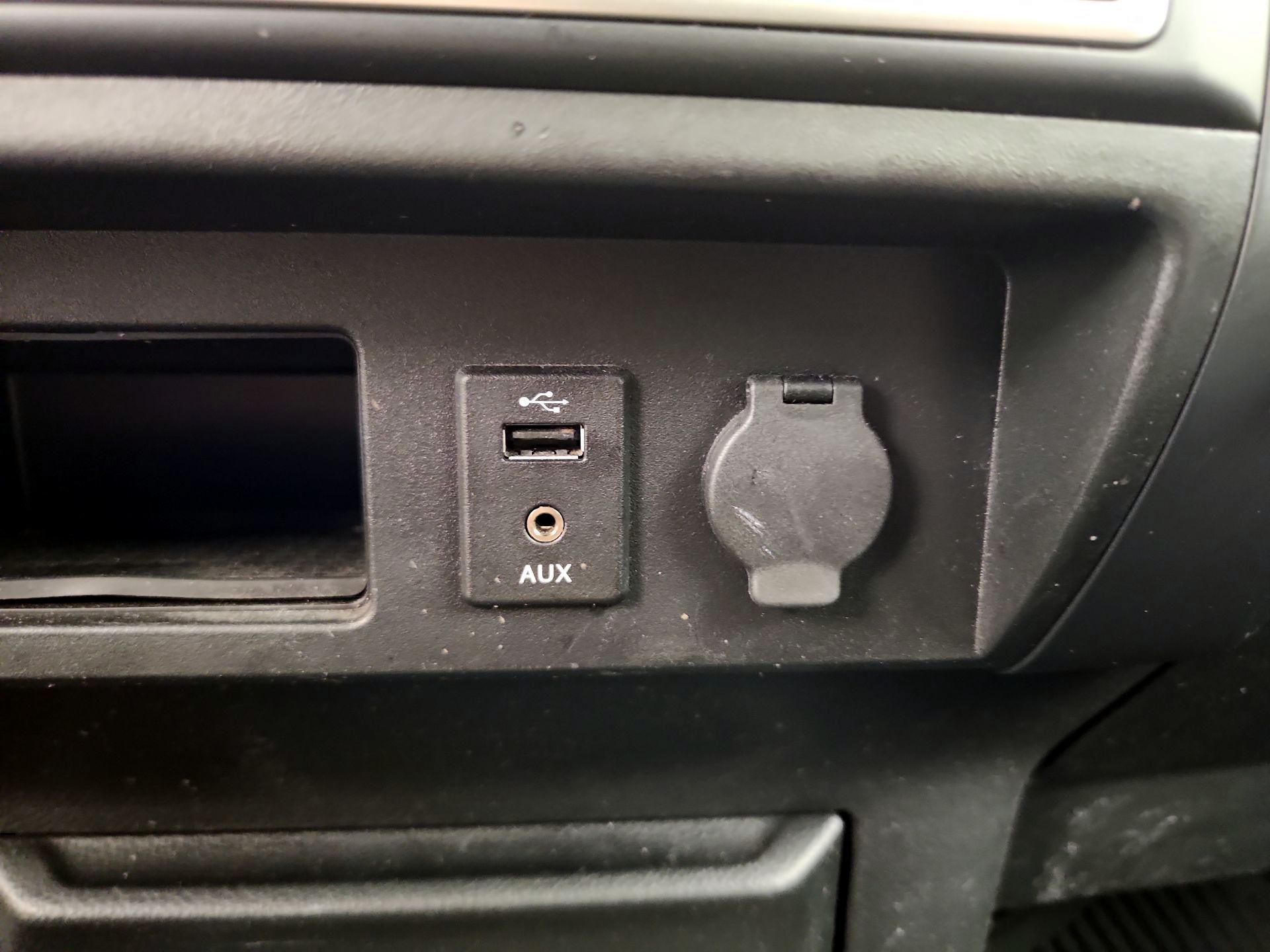 Thumbnail: 2017 Nissan Titan - 17