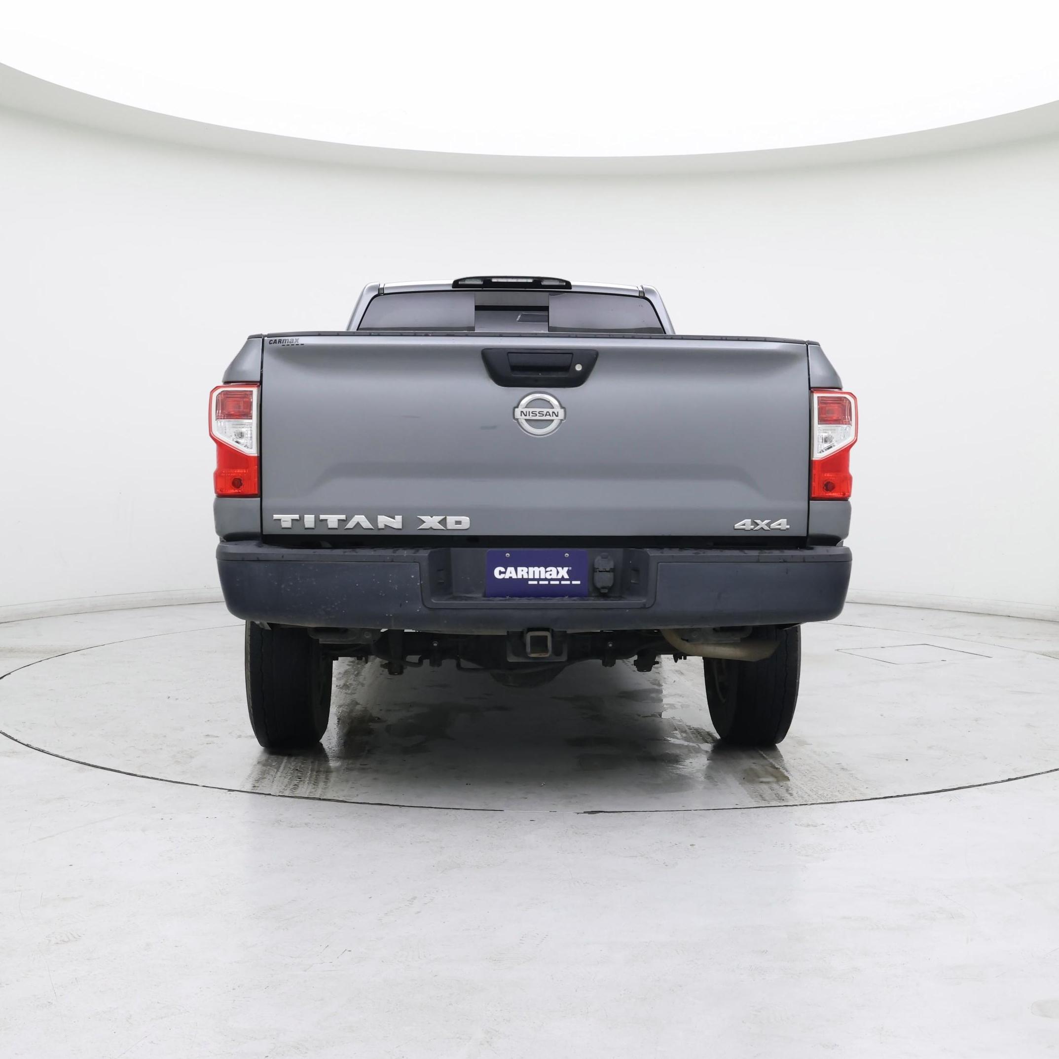 Thumbnail: 2017 Nissan Titan - 6