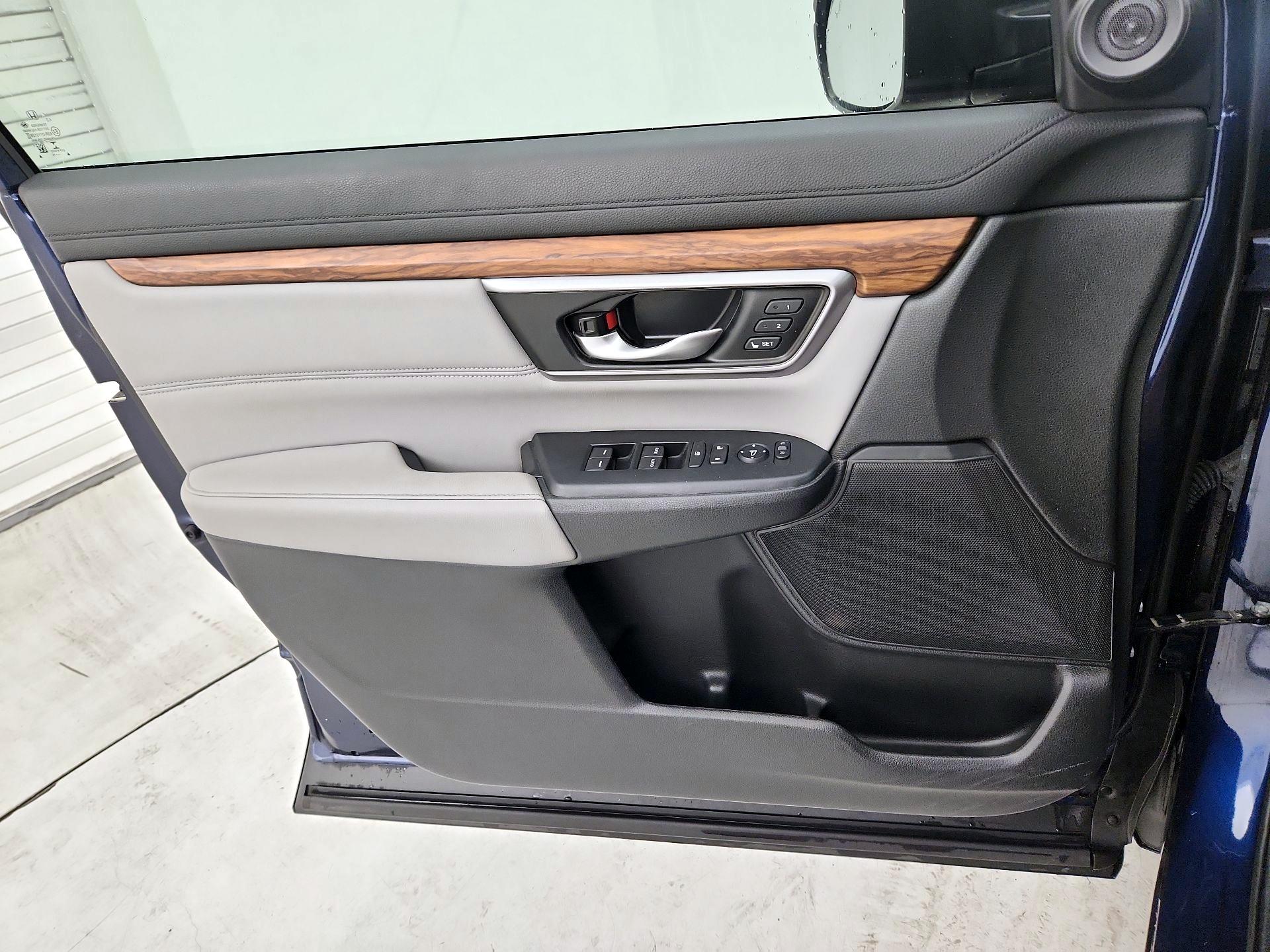 Thumbnail: 2018 Honda CR-V - 12