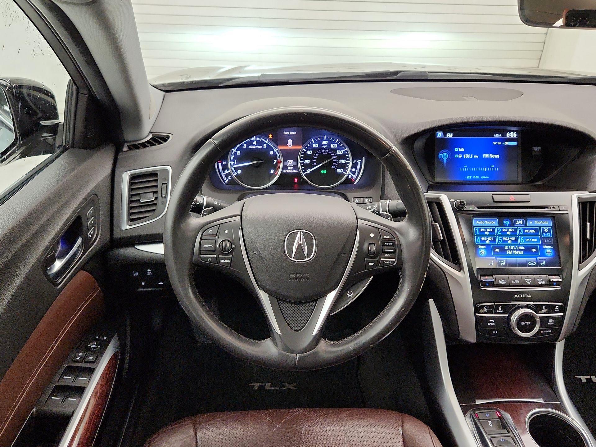Thumbnail: 2015 Acura TLX - 10