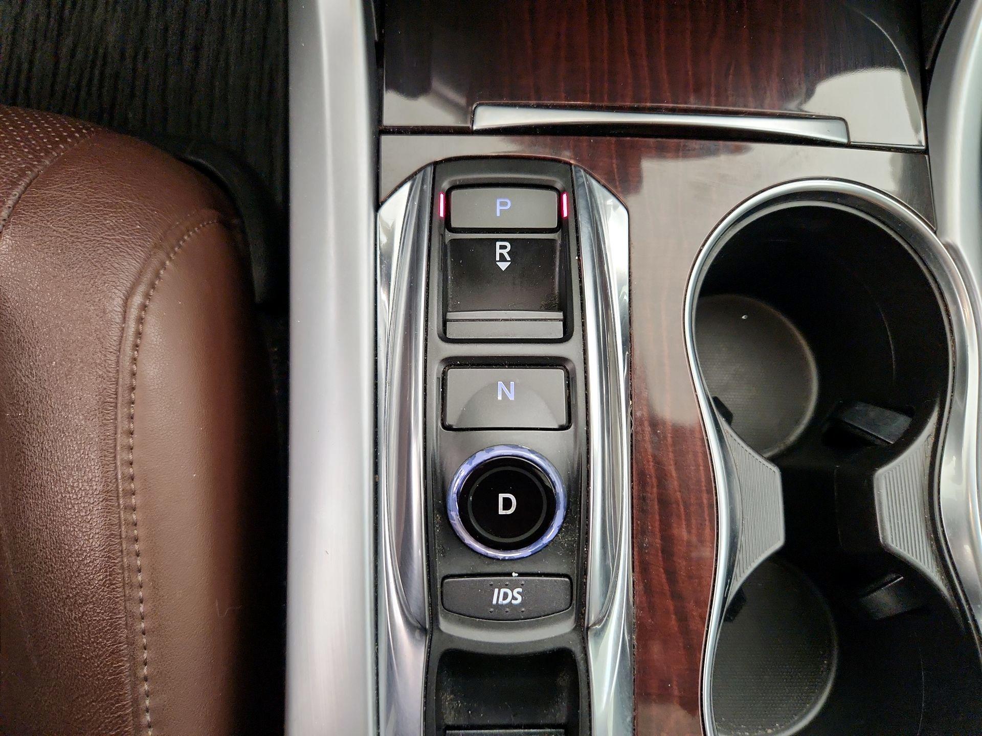 Thumbnail: 2015 Acura TLX - 17