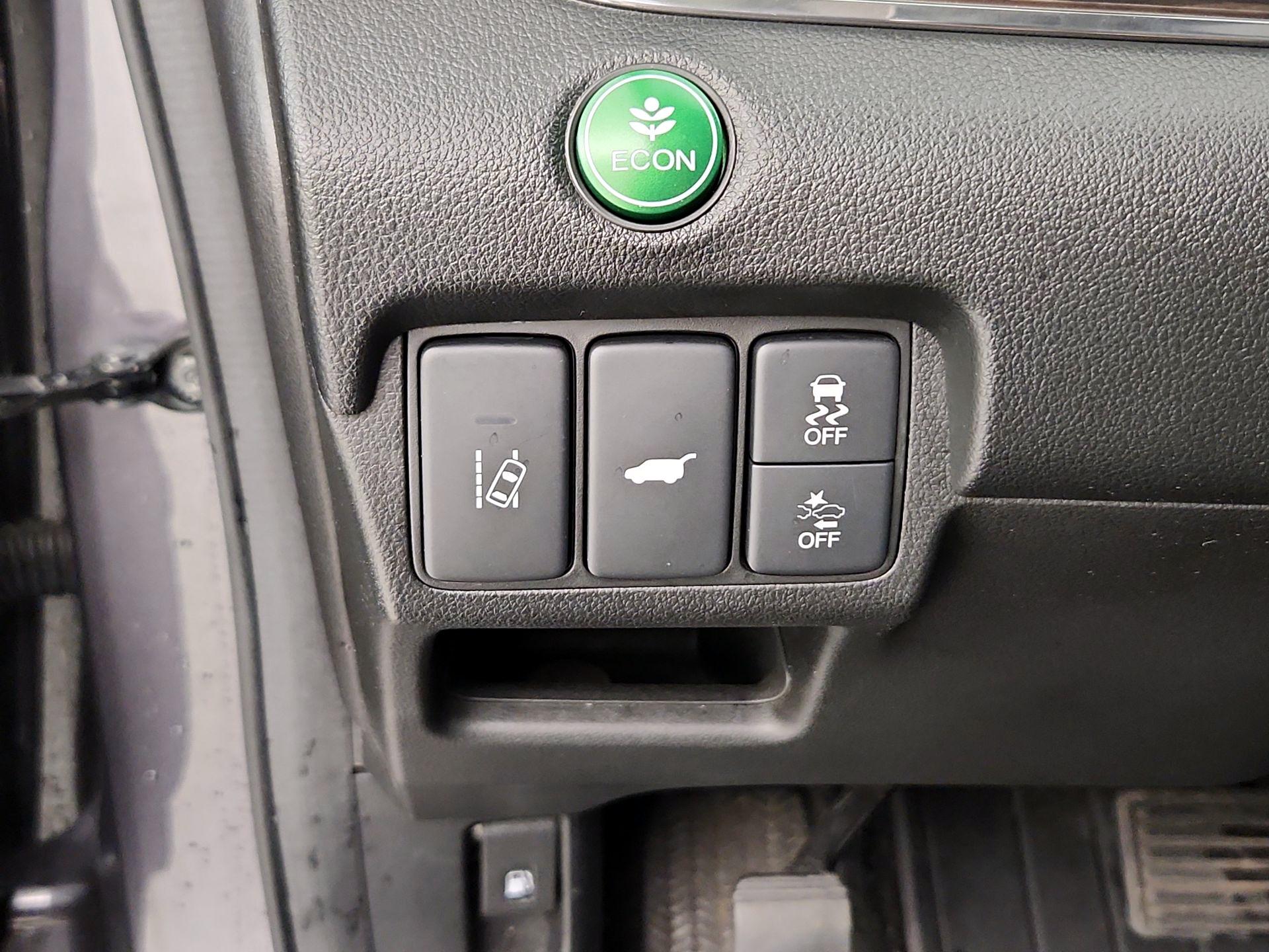 Thumbnail: 2015 Honda CR-V - 13
