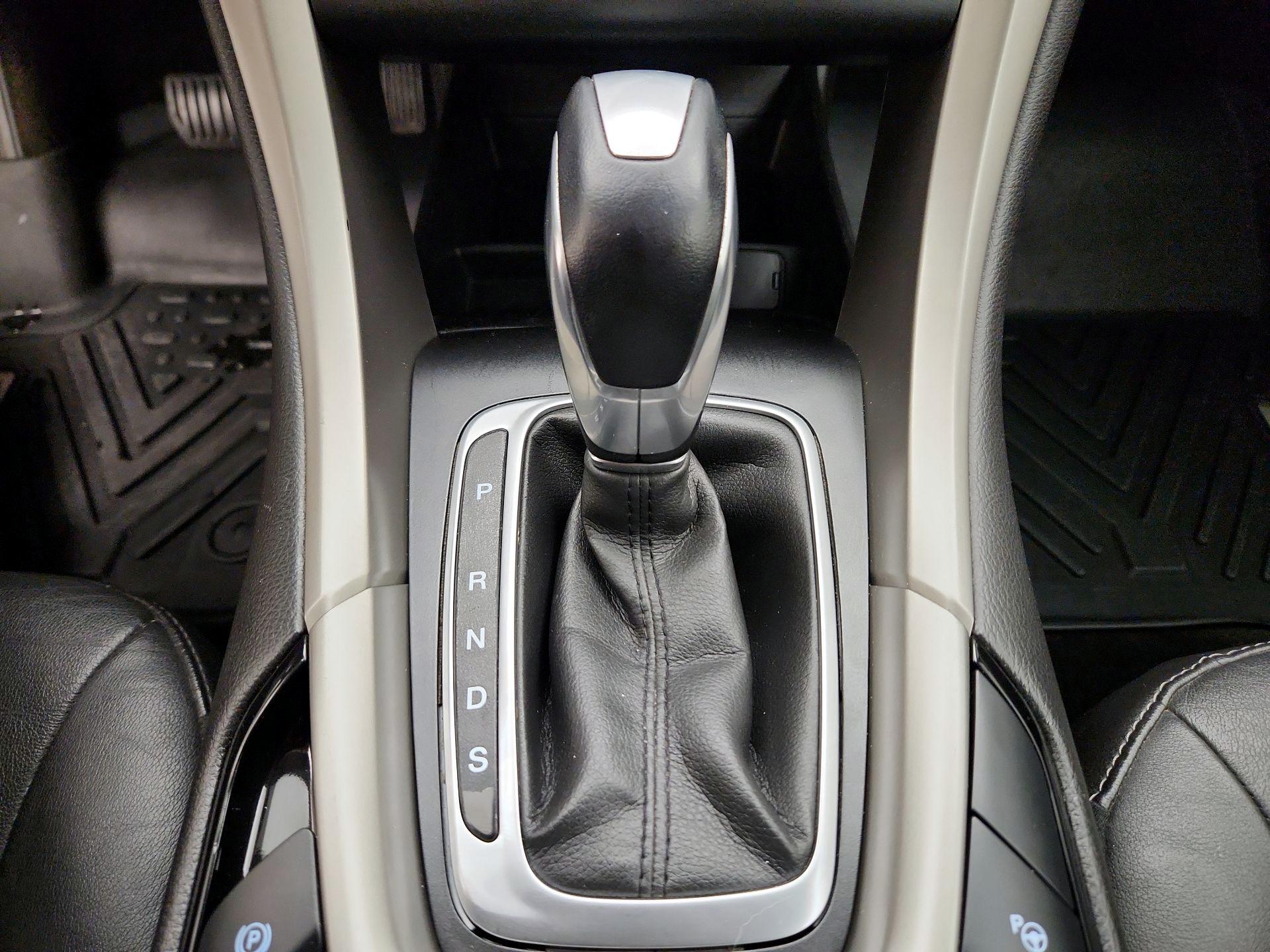 Thumbnail: 2016 Ford Fusion - 18