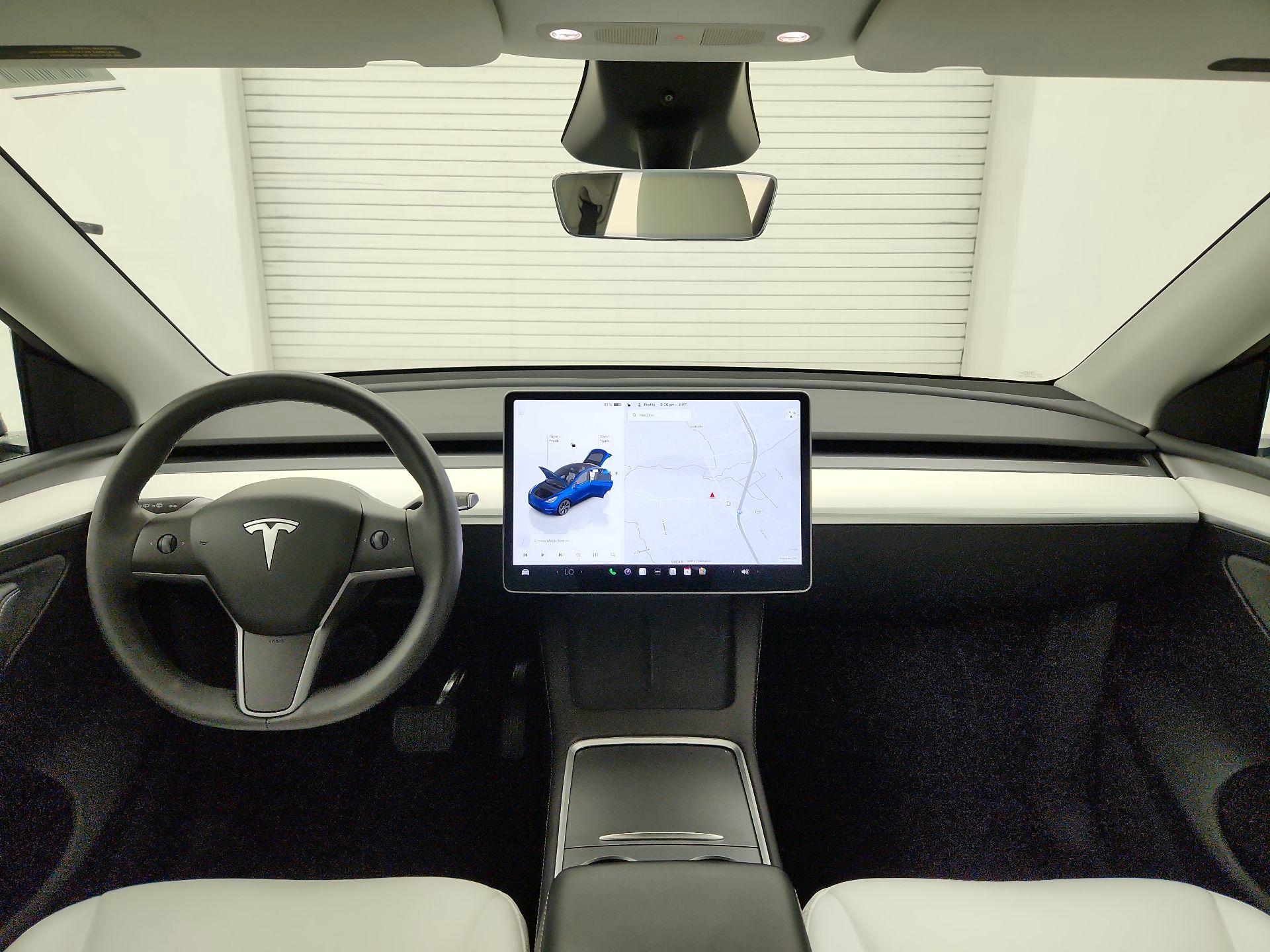 Thumbnail: 2024 Tesla Model Y - 9