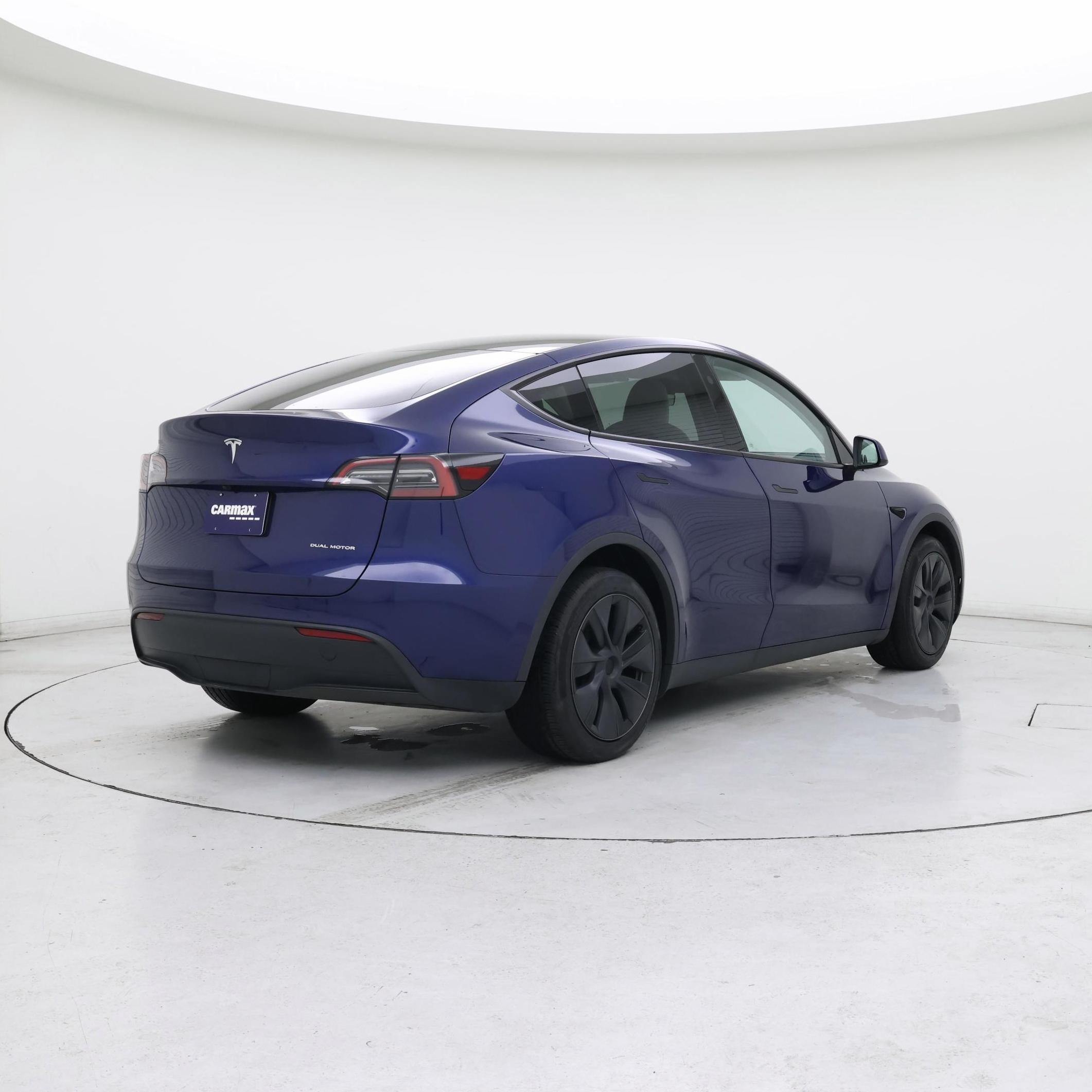 Thumbnail: 2024 Tesla Model Y - 8
