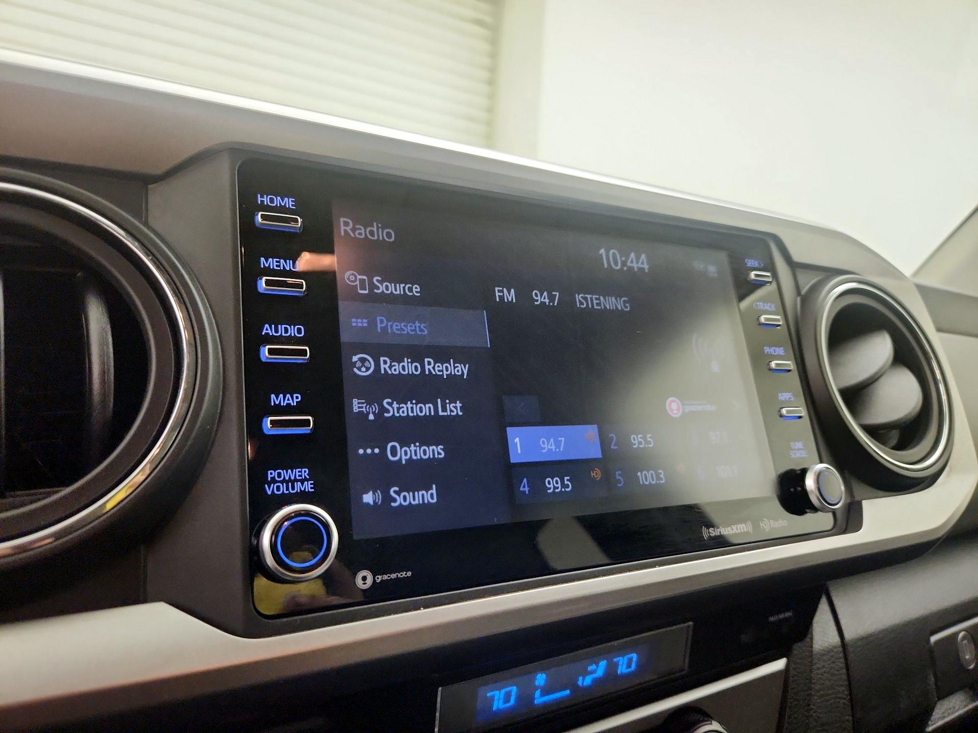 Thumbnail: 2022 Toyota Tacoma - 16