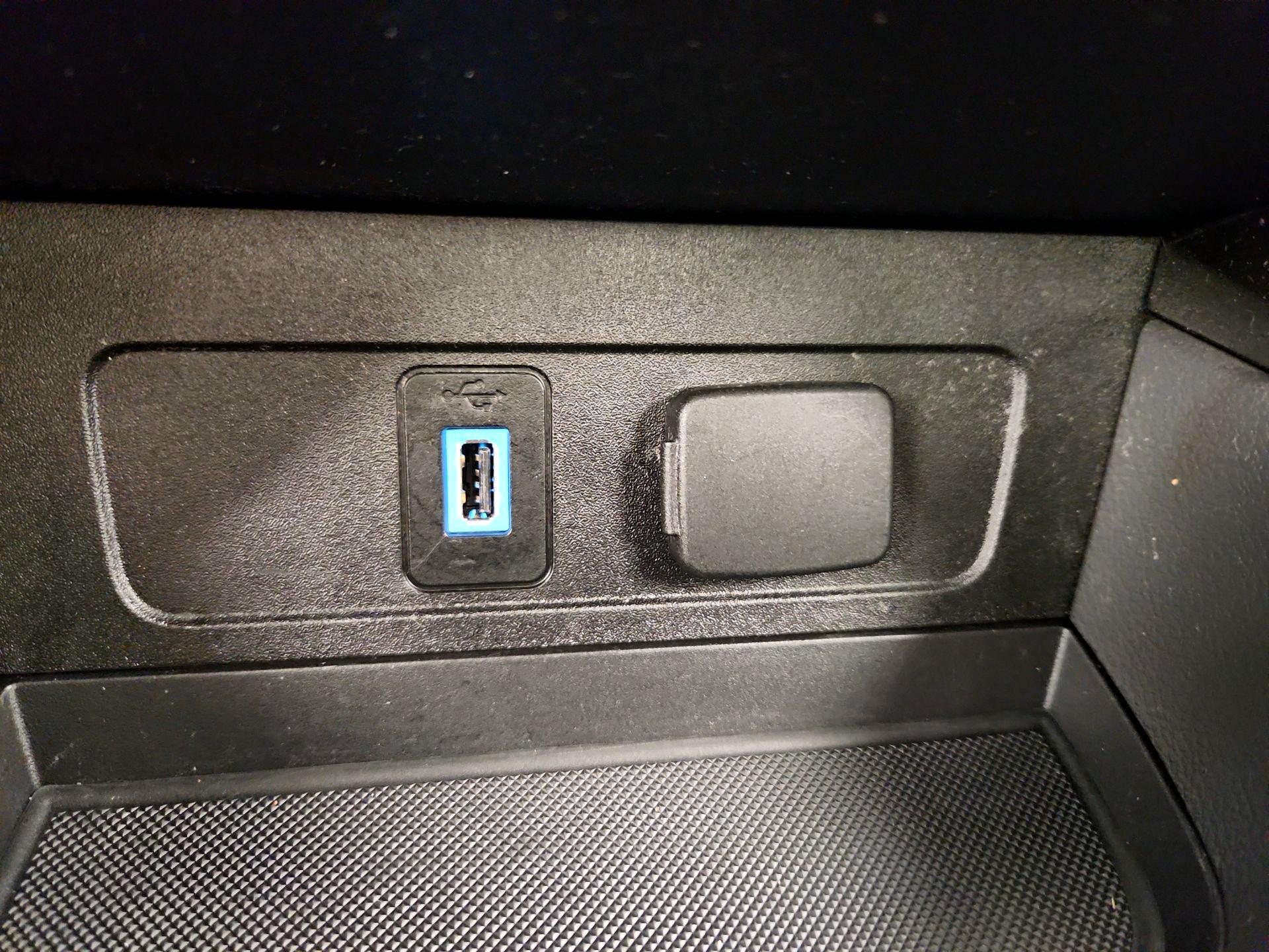 Thumbnail: 2018 Ford Escape - 19