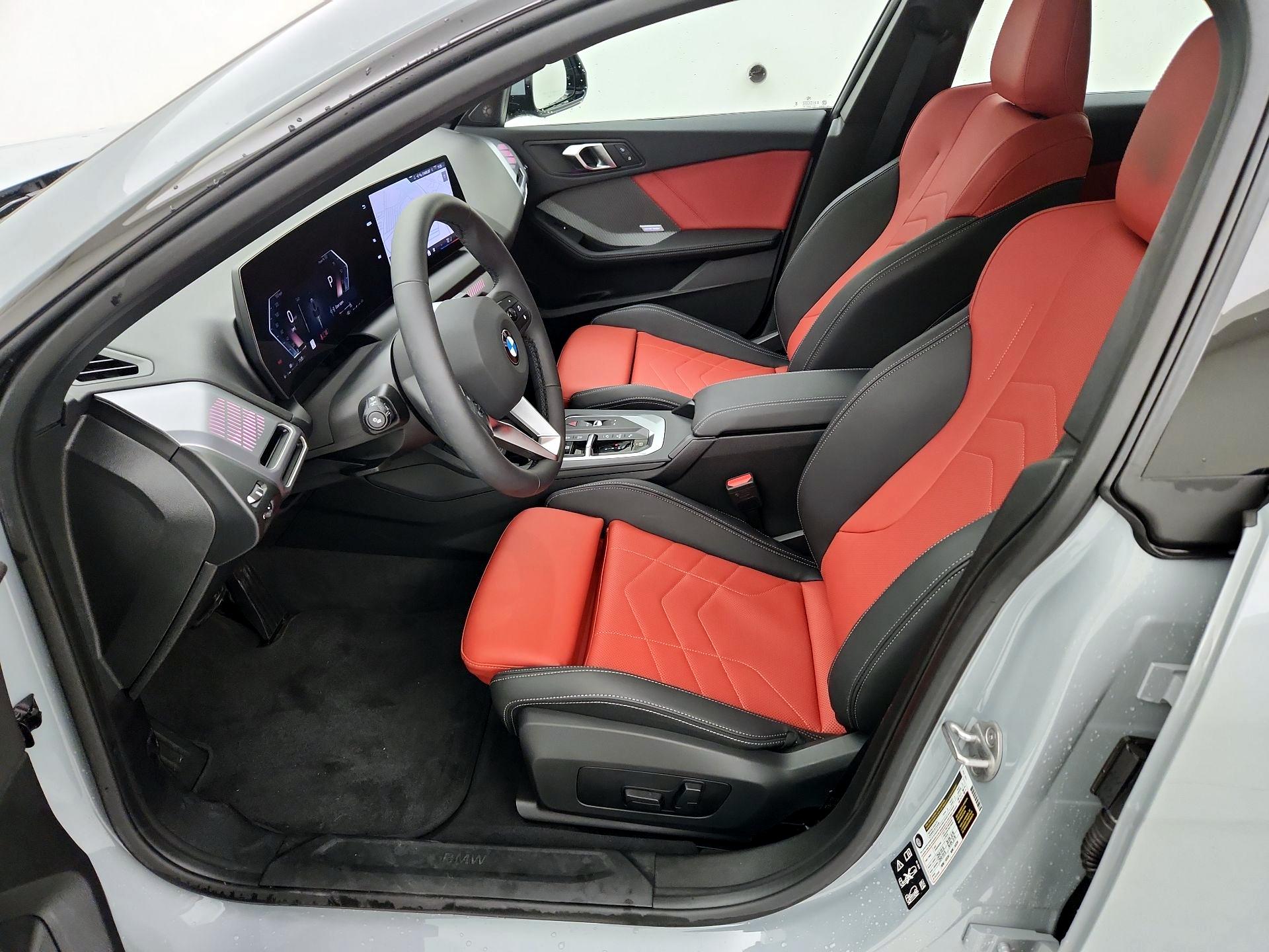 Thumbnail: 2025 BMW 2 Series - 11