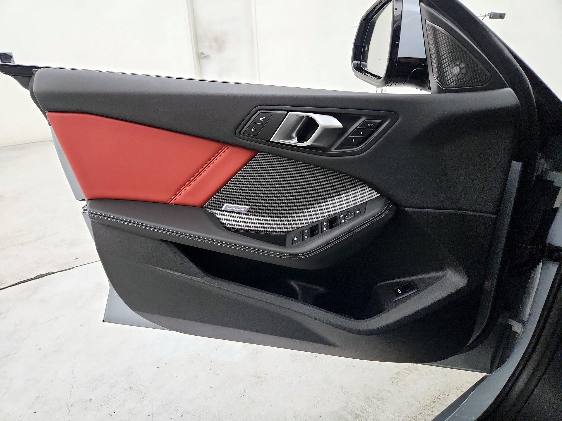 Thumbnail: 2025 BMW 2 Series - 12