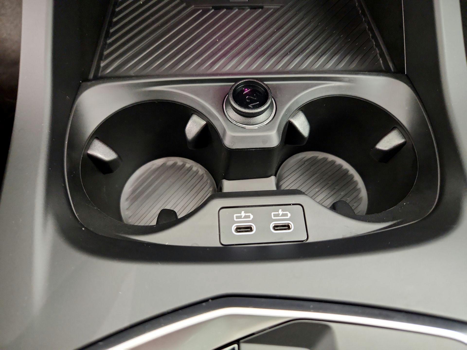 Thumbnail: 2025 BMW 2 Series - 18