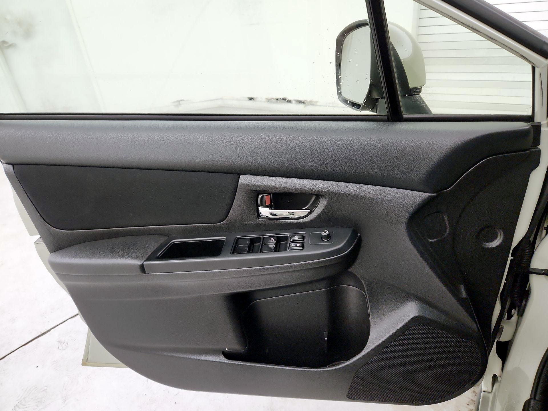 Thumbnail: 2014 Subaru XV Crosstrek - 12