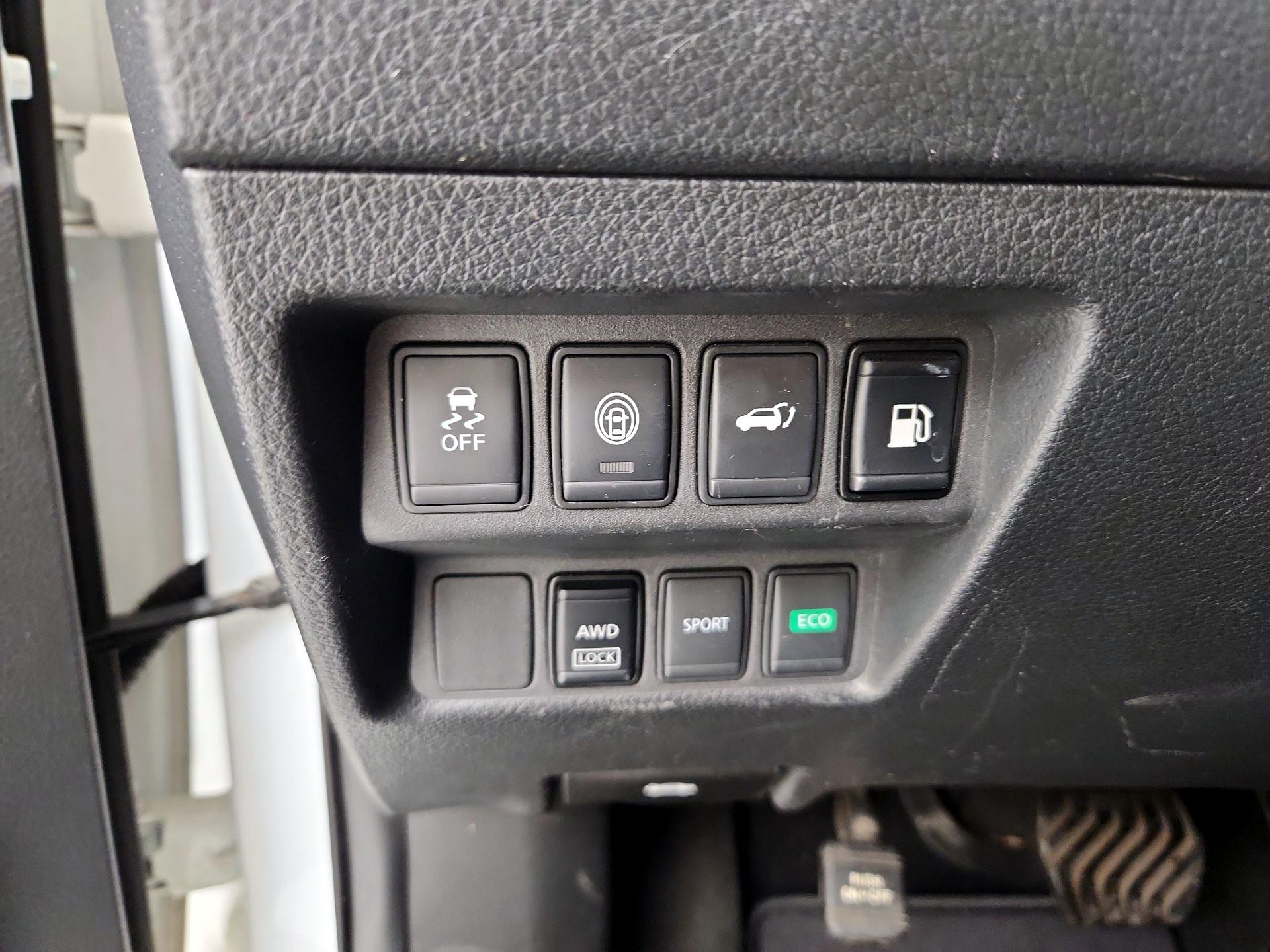 Thumbnail: 2019 Nissan Rogue - 13