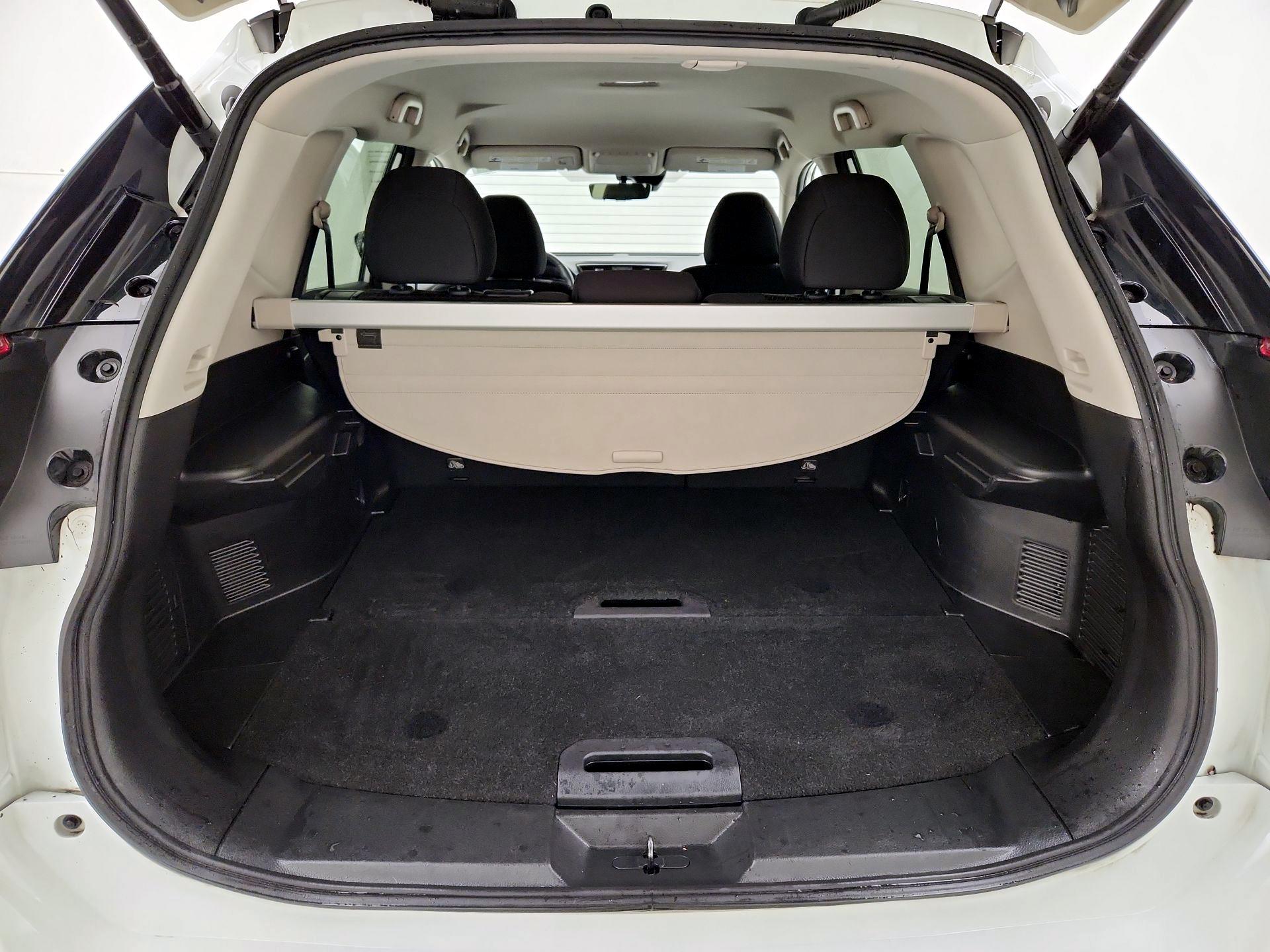 Thumbnail: 2019 Nissan Rogue - 20