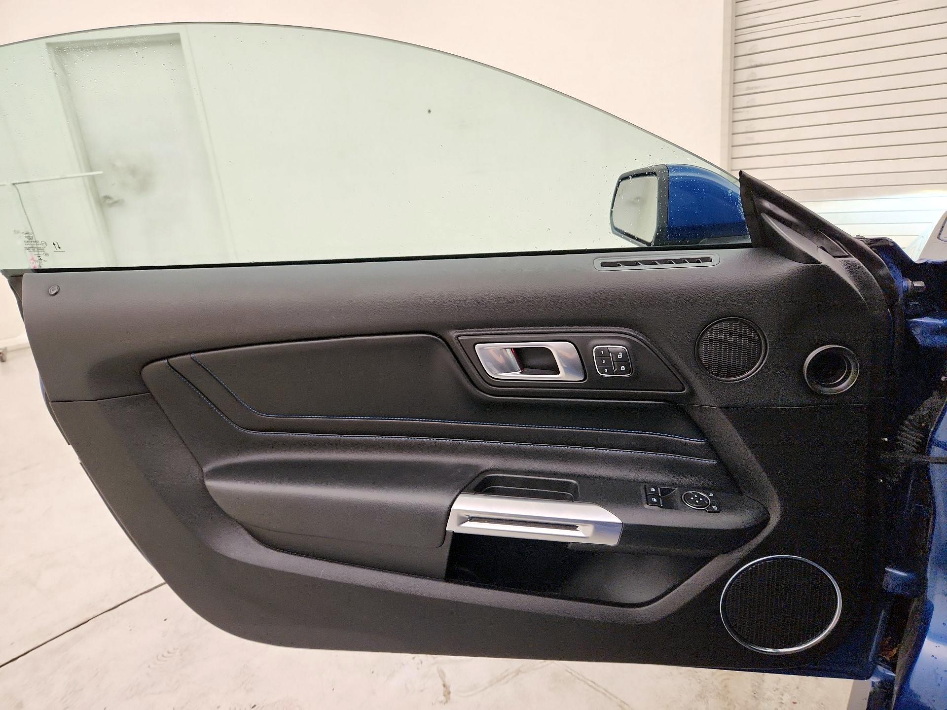 Thumbnail: 2022 Ford Mustang - 12