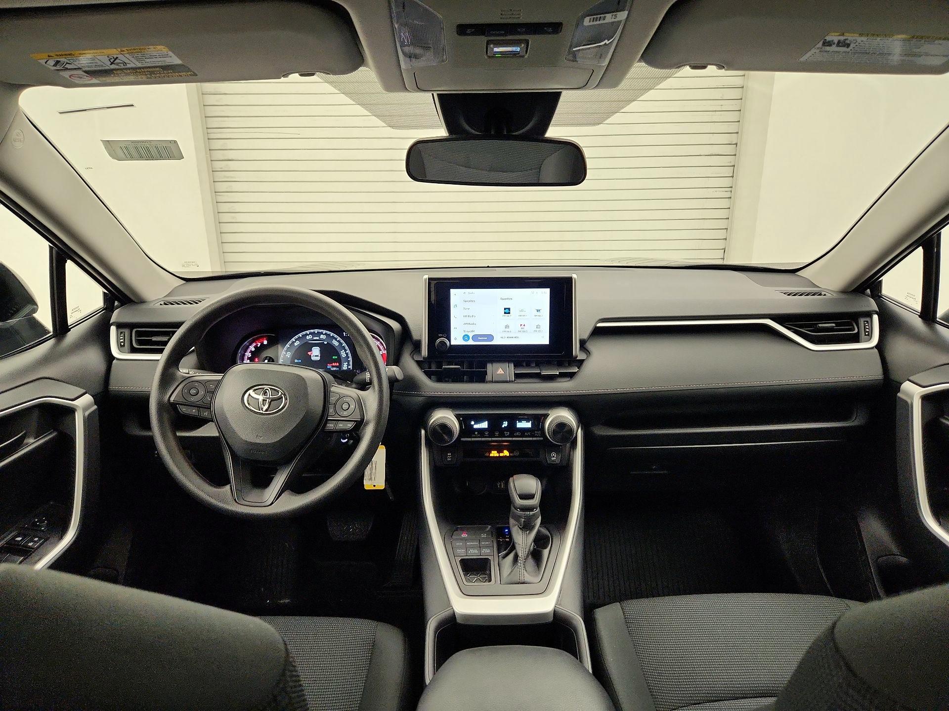 Thumbnail: 2024 Toyota RAV4 - 9