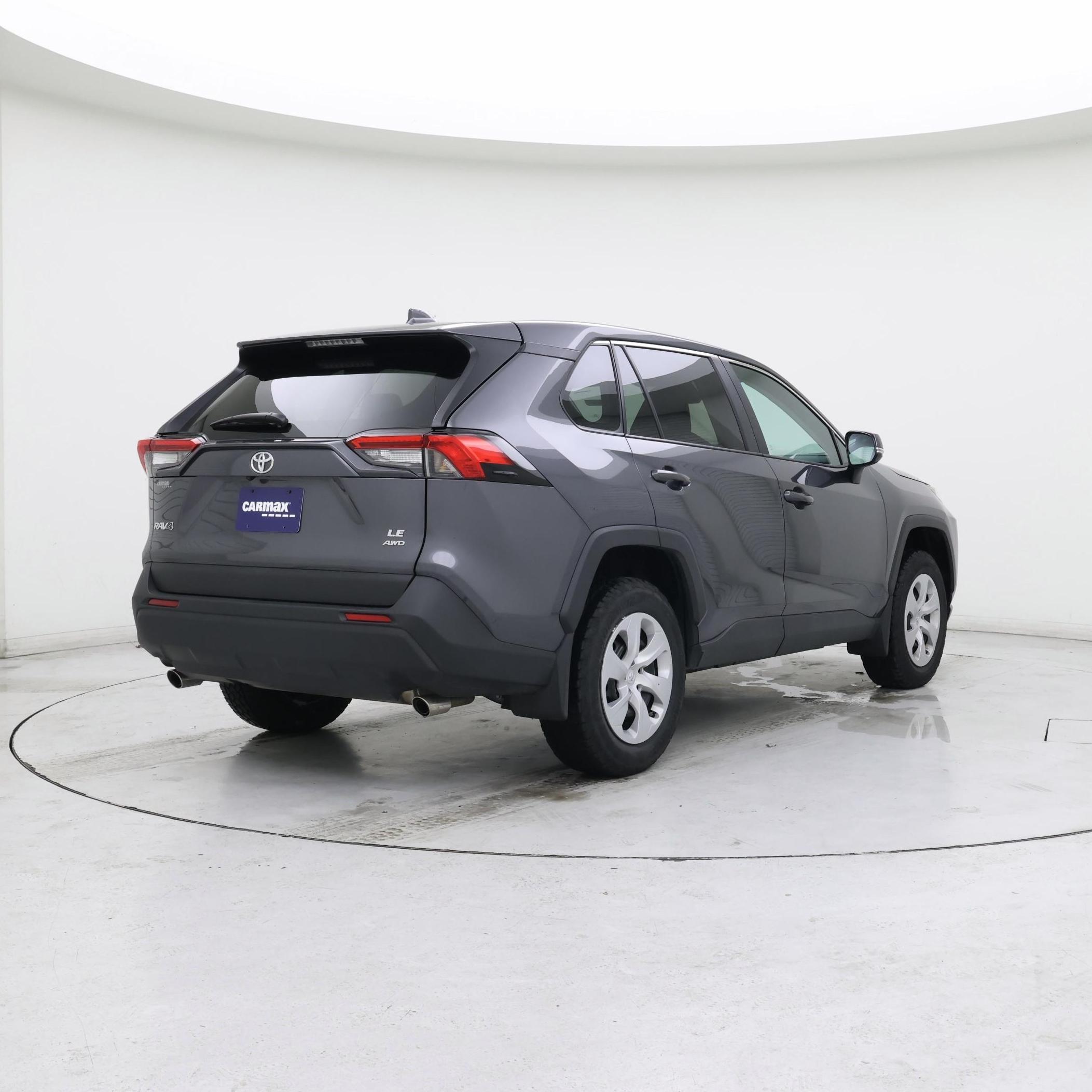 Thumbnail: 2024 Toyota RAV4 - 8