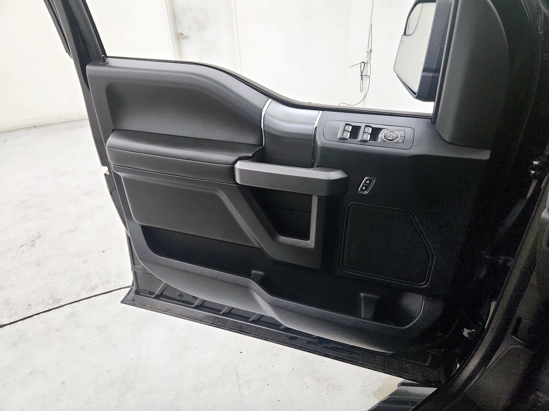 Thumbnail: 2017 Ford F-150 - 12