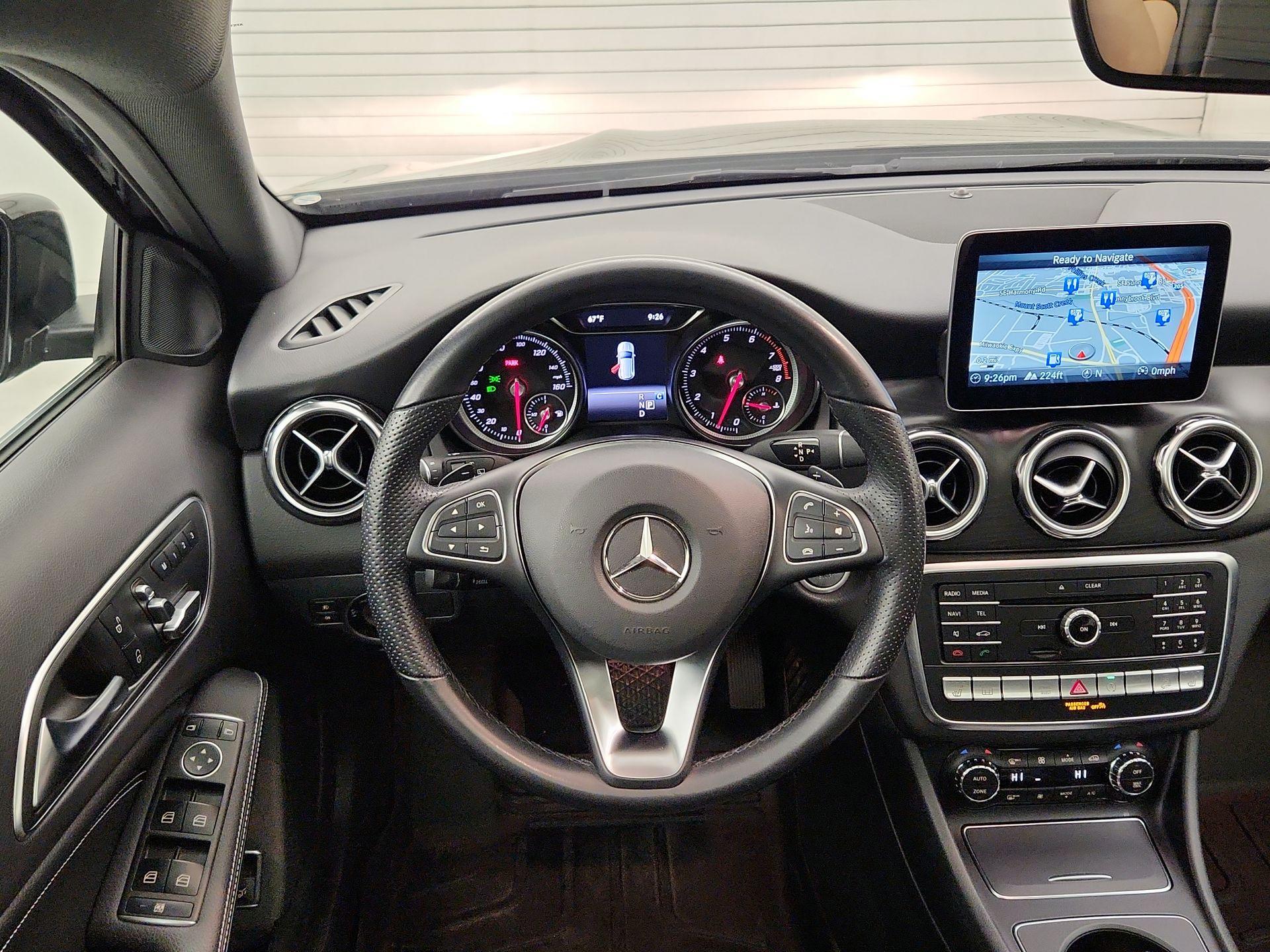 Thumbnail: 2019 Mercedes-Benz GLA - 10