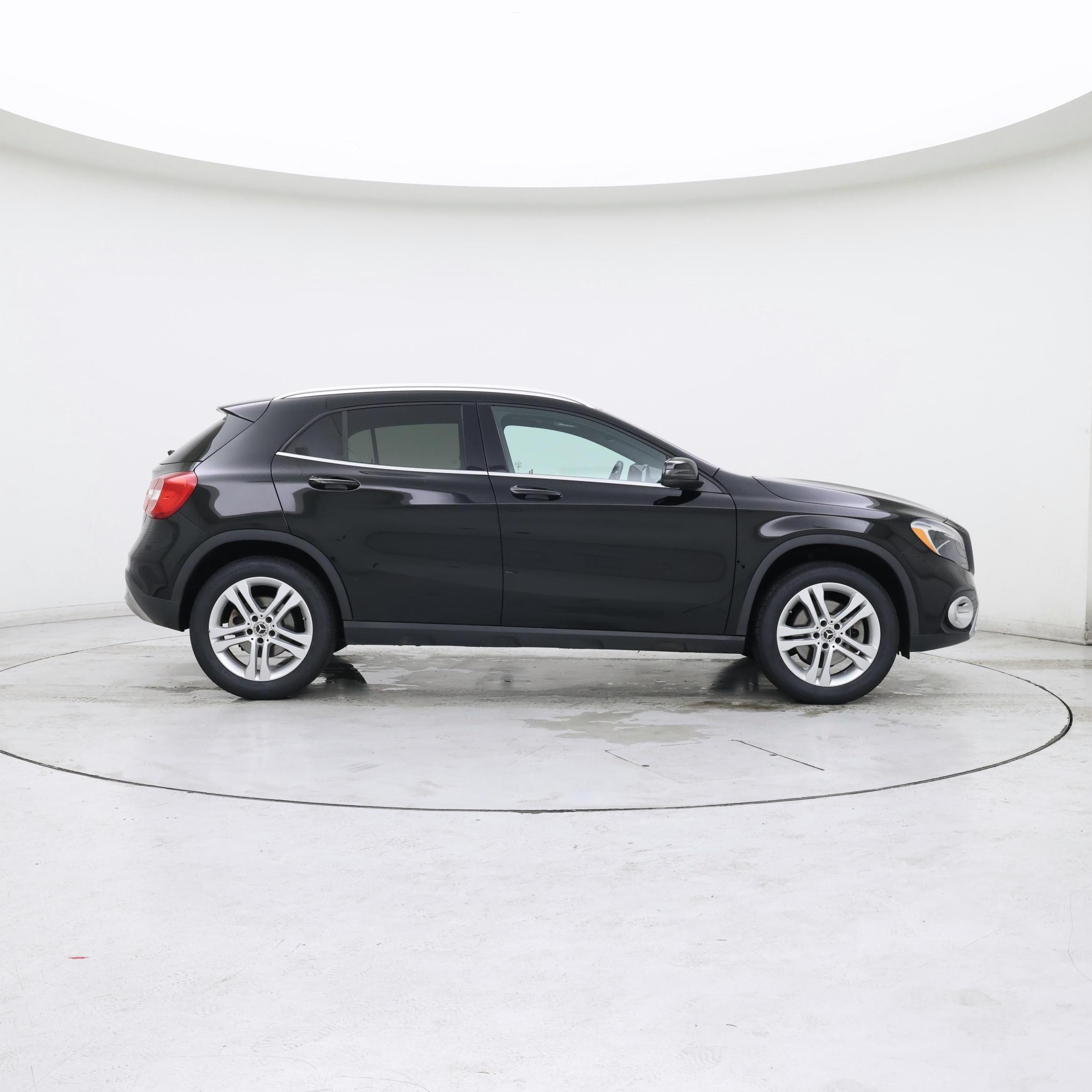 Thumbnail: 2019 Mercedes-Benz GLA - 7