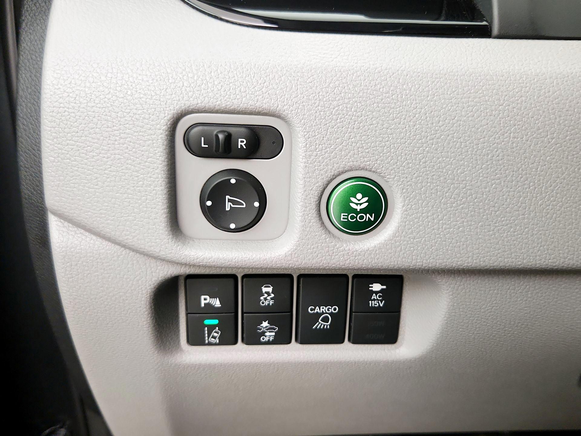 Thumbnail: 2018 Honda Ridgeline - 13