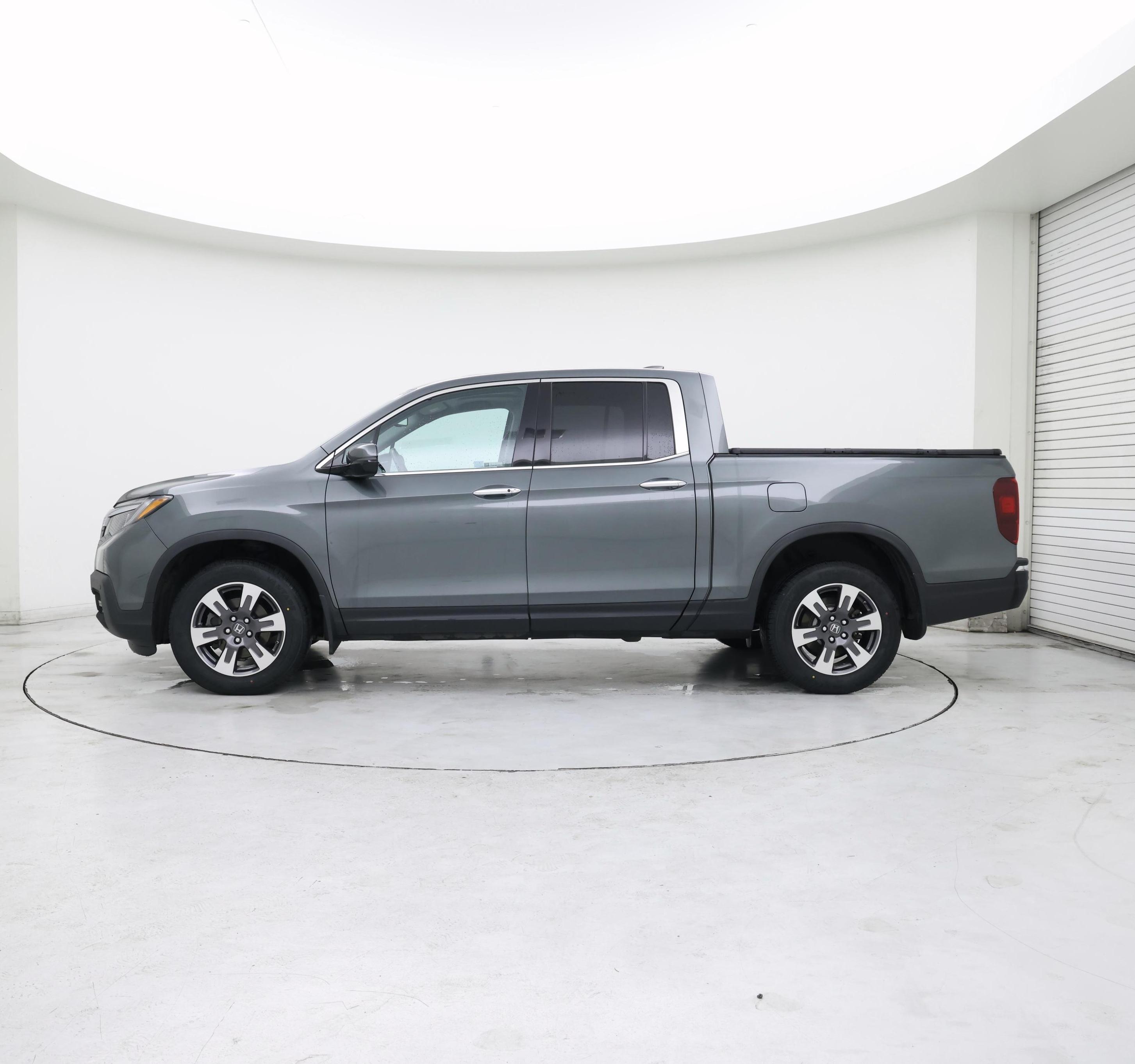 Thumbnail: 2018 Honda Ridgeline - 3