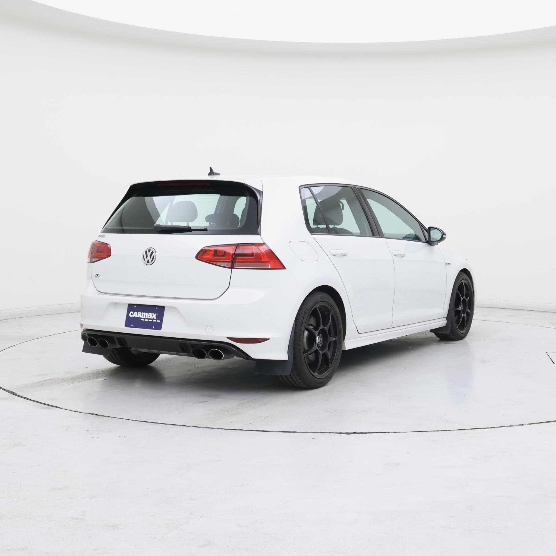 Thumbnail: 2016 Volkswagen Golf - 8