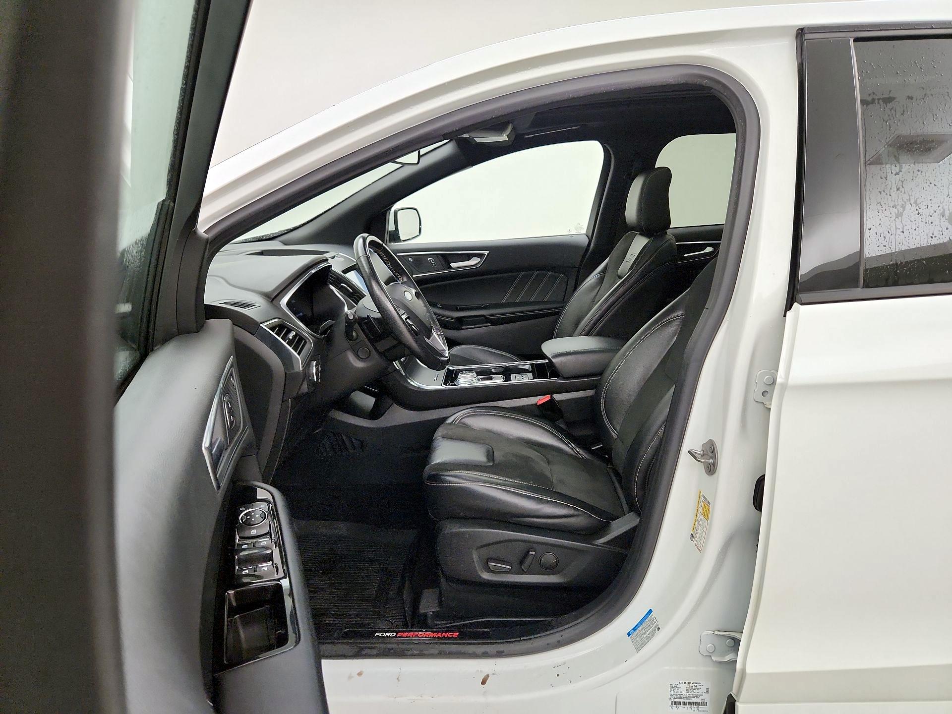 Thumbnail: 2020 Ford Edge - 11