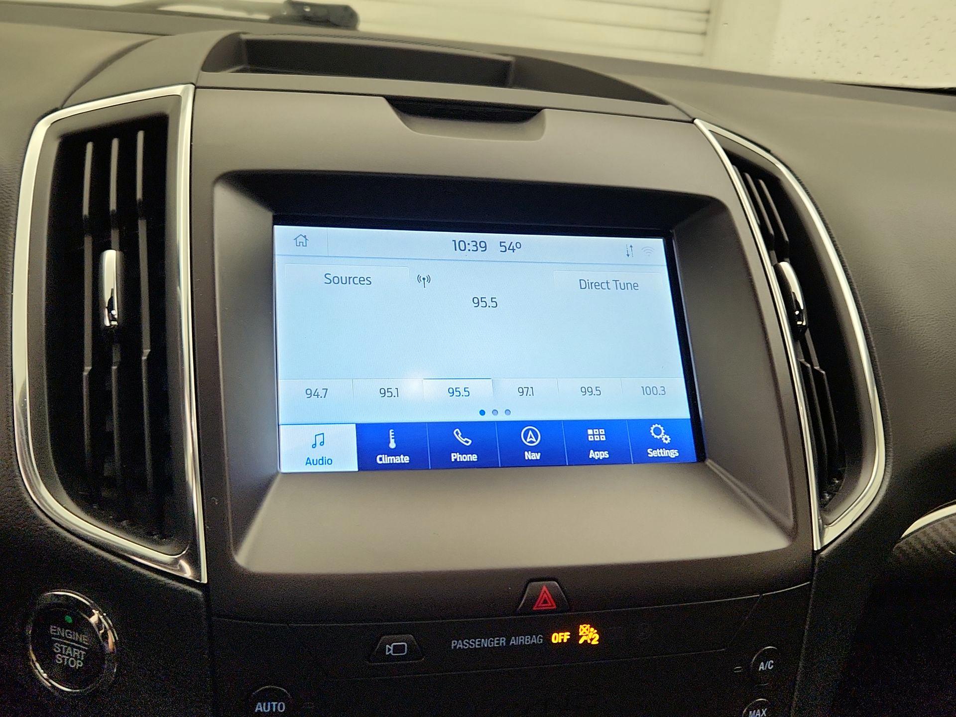 Thumbnail: 2020 Ford Edge - 16