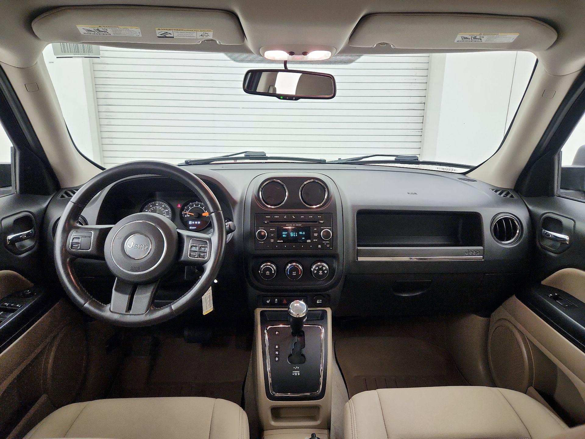 Thumbnail: 2014 Jeep Patriot - 9